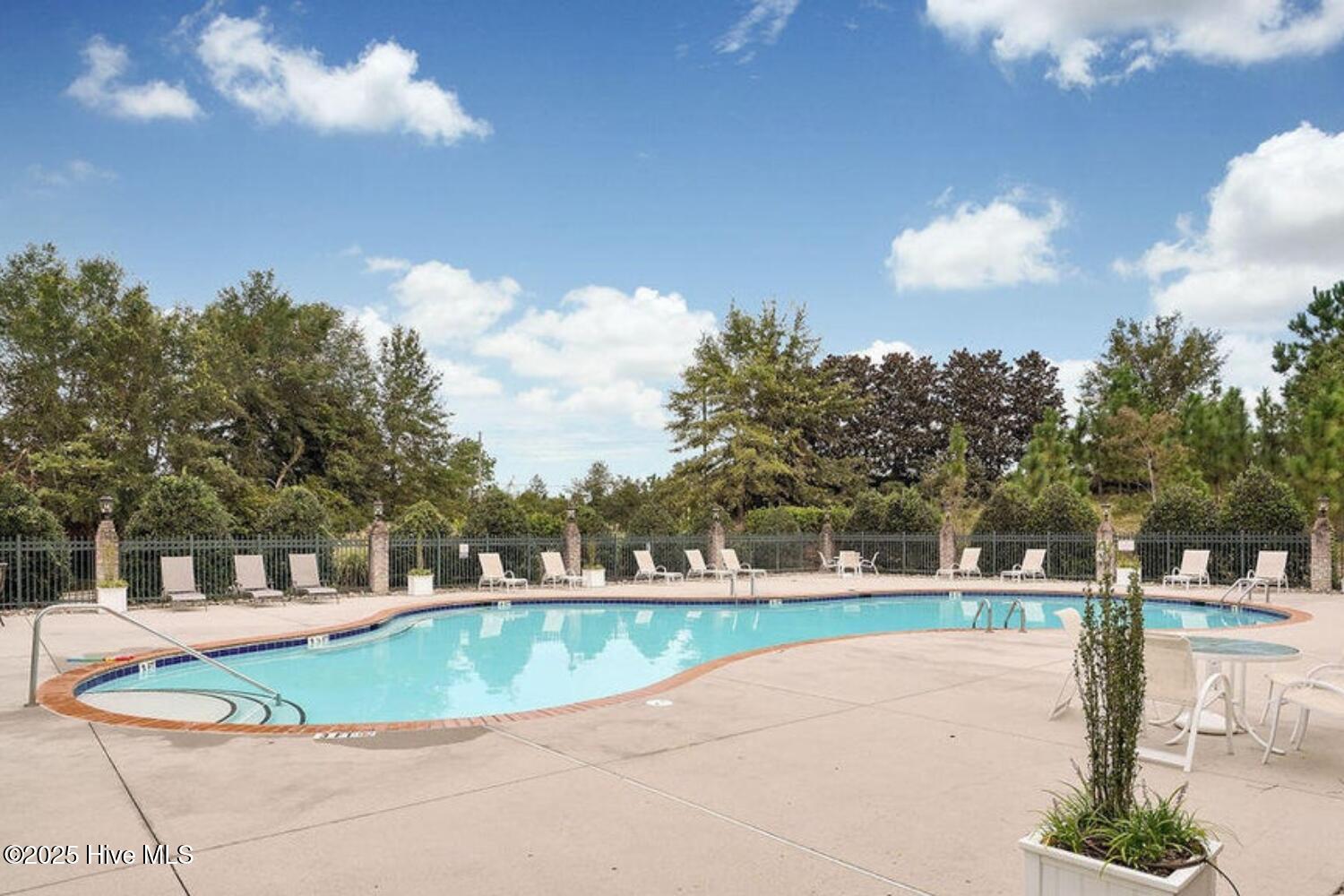 6151 Willow Glen Drive