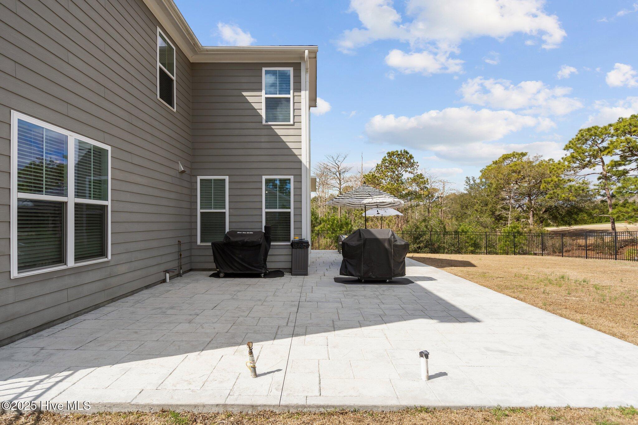 6151 Willow Glen Drive