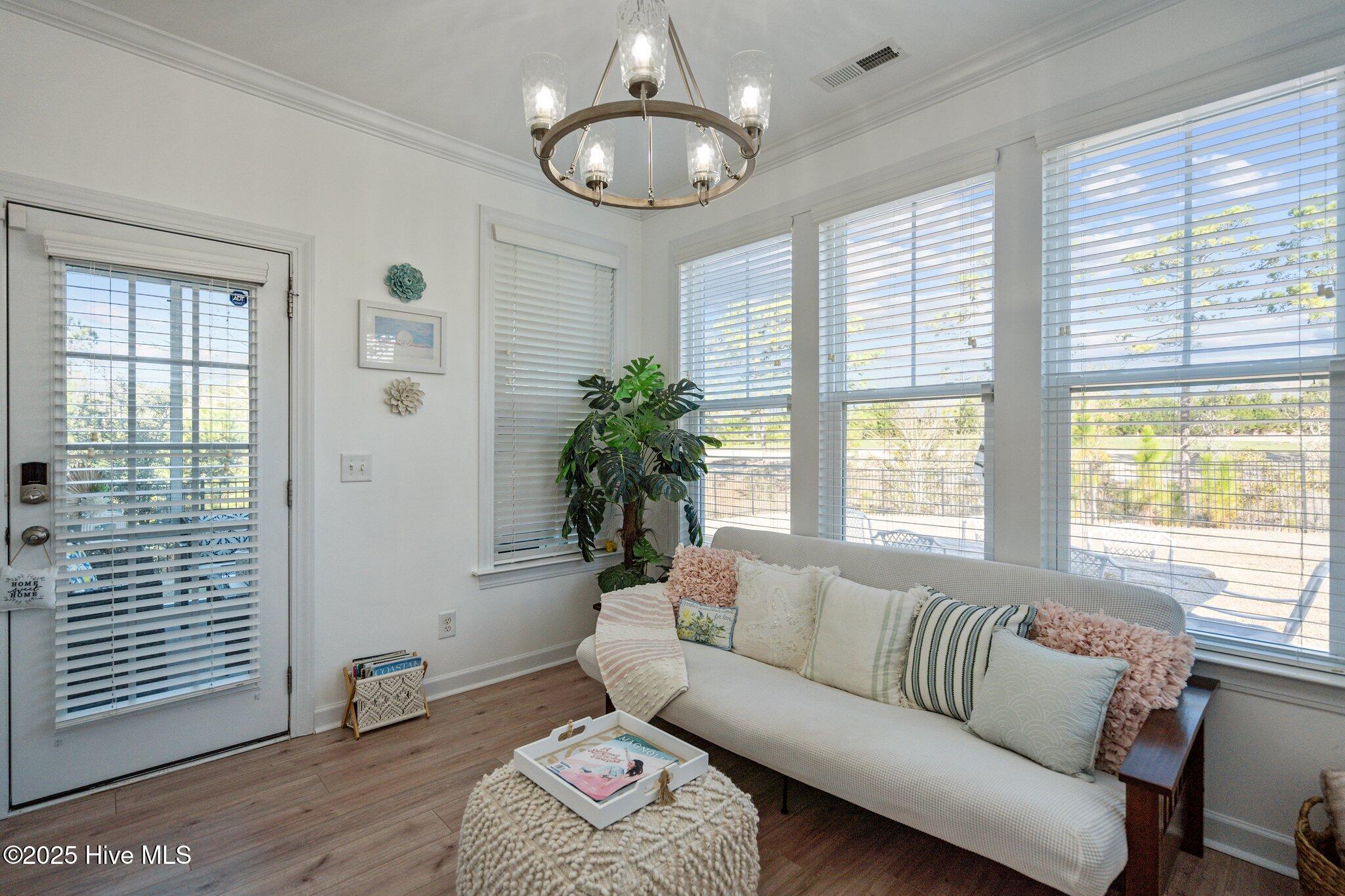 6151 Willow Glen Drive