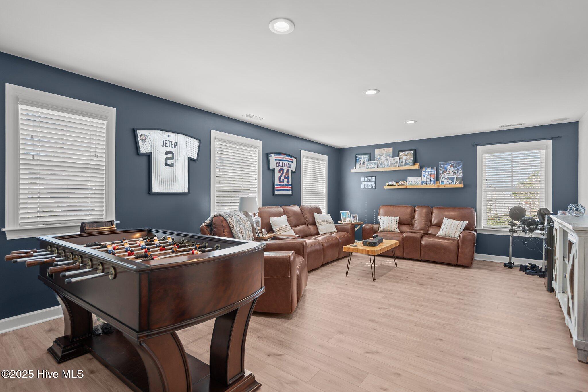 6151 Willow Glen Drive