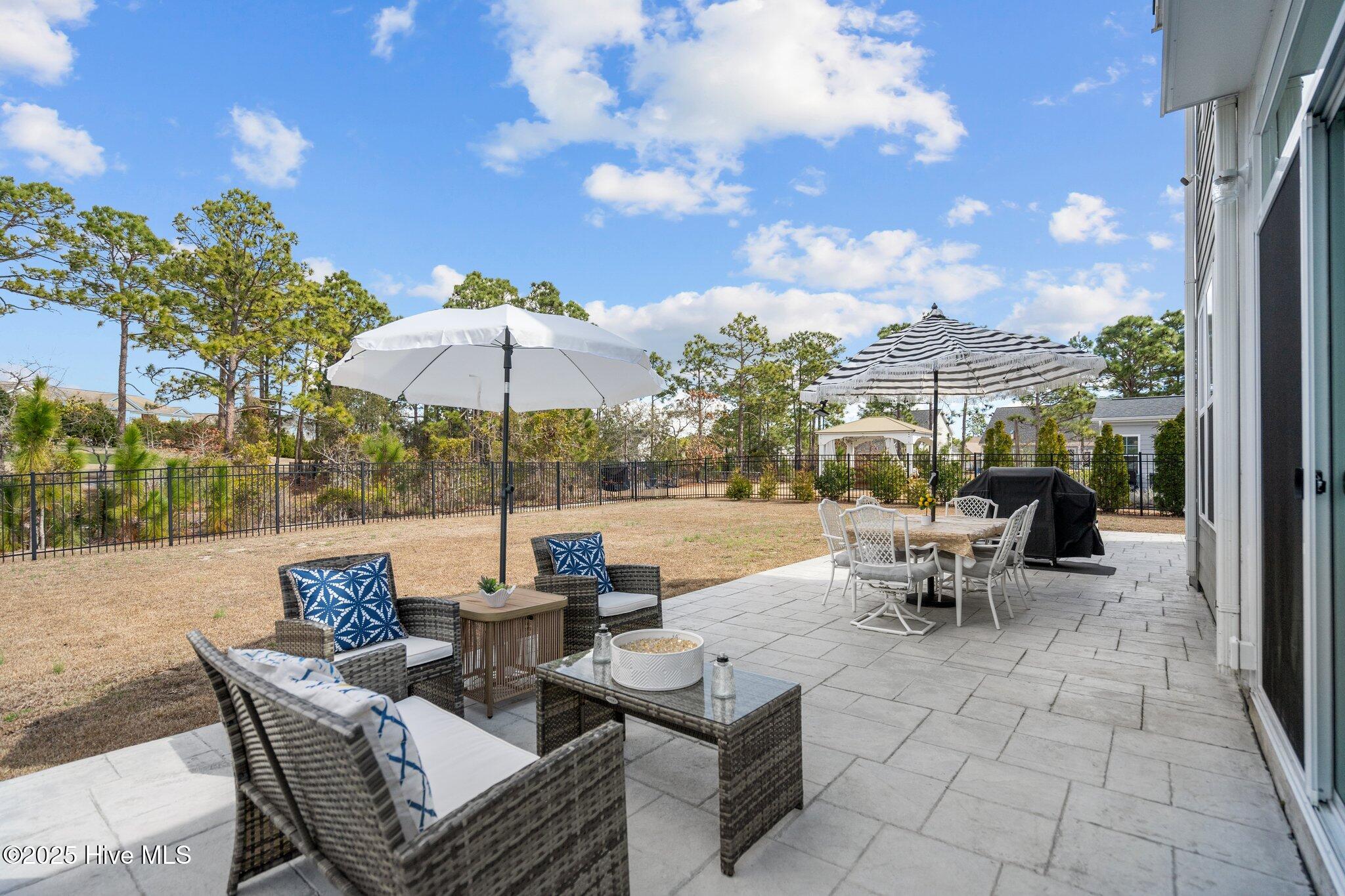 6151 Willow Glen Drive