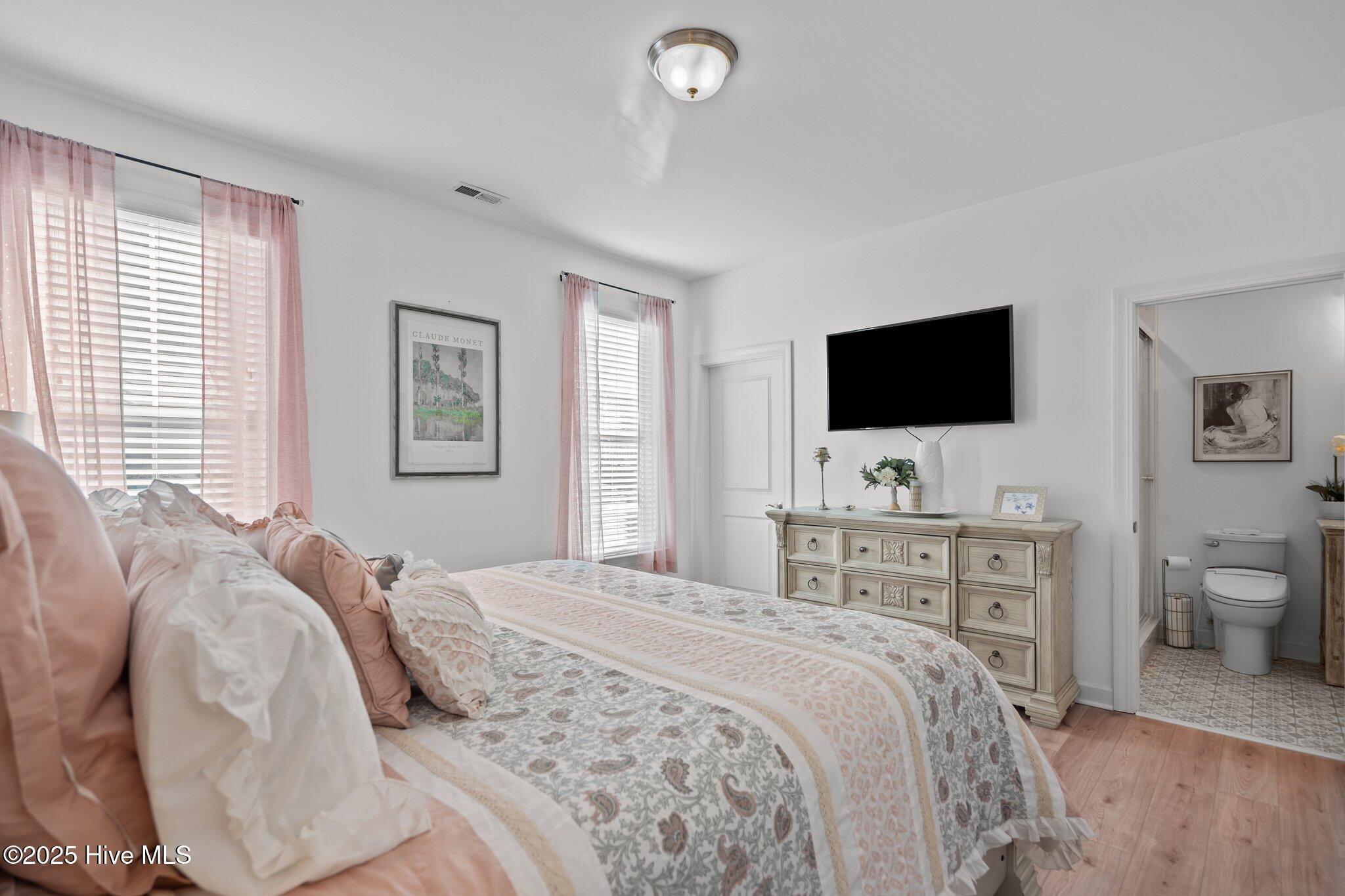 6151 Willow Glen Drive