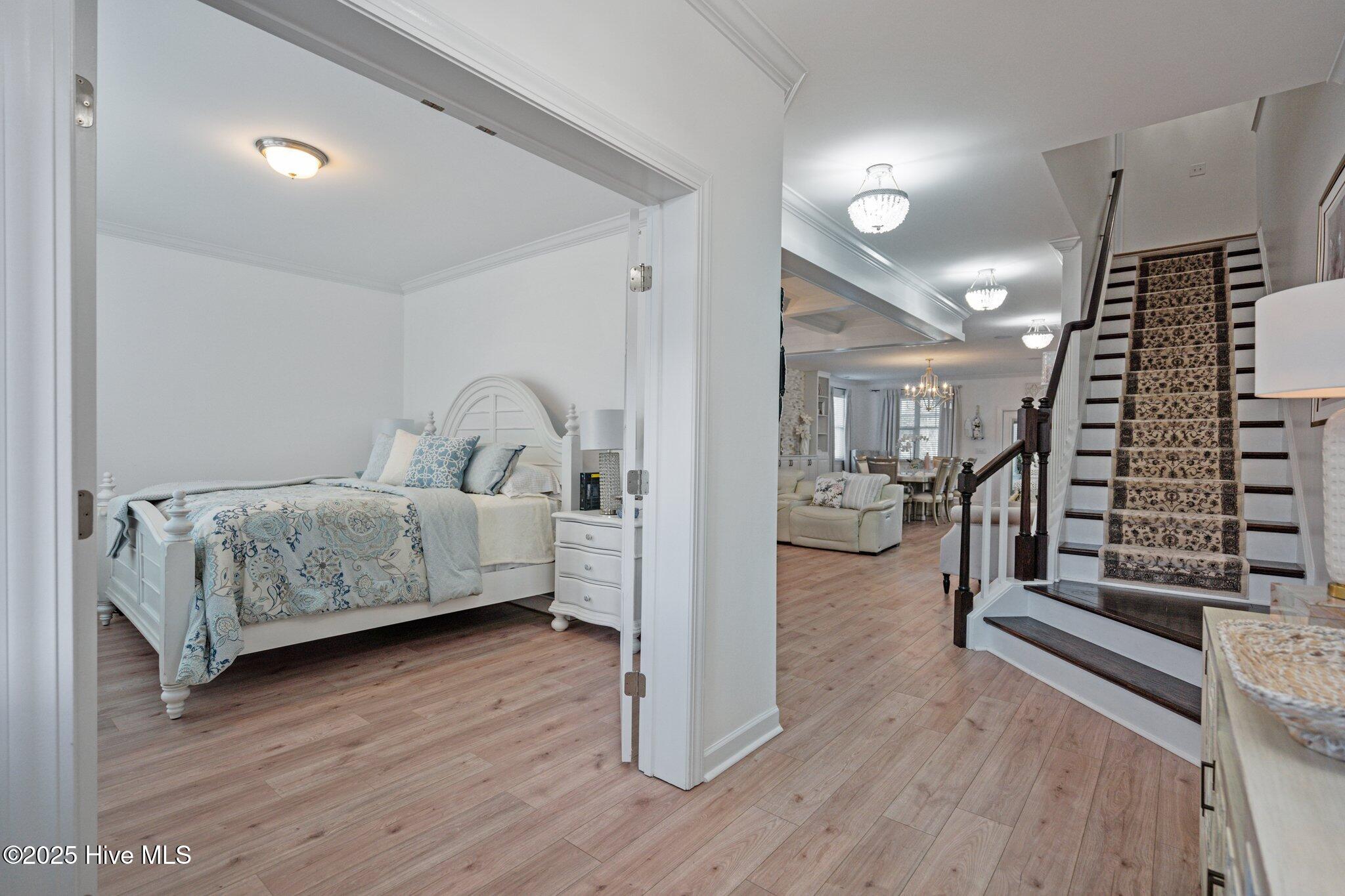 6151 Willow Glen Drive