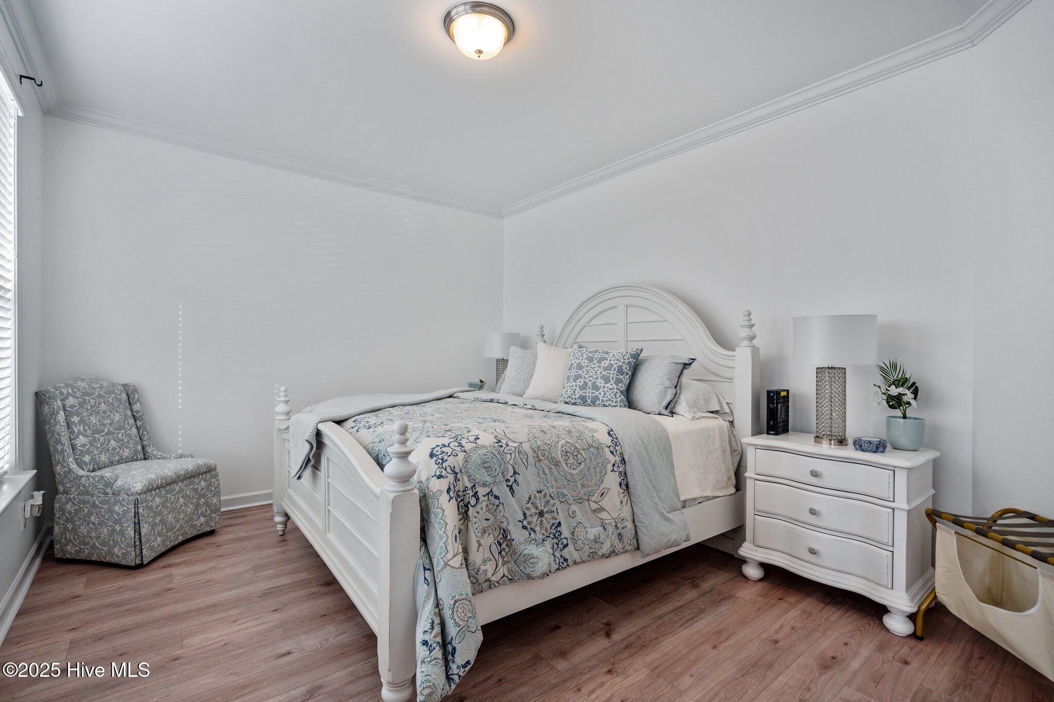 6151 Willow Glen Drive