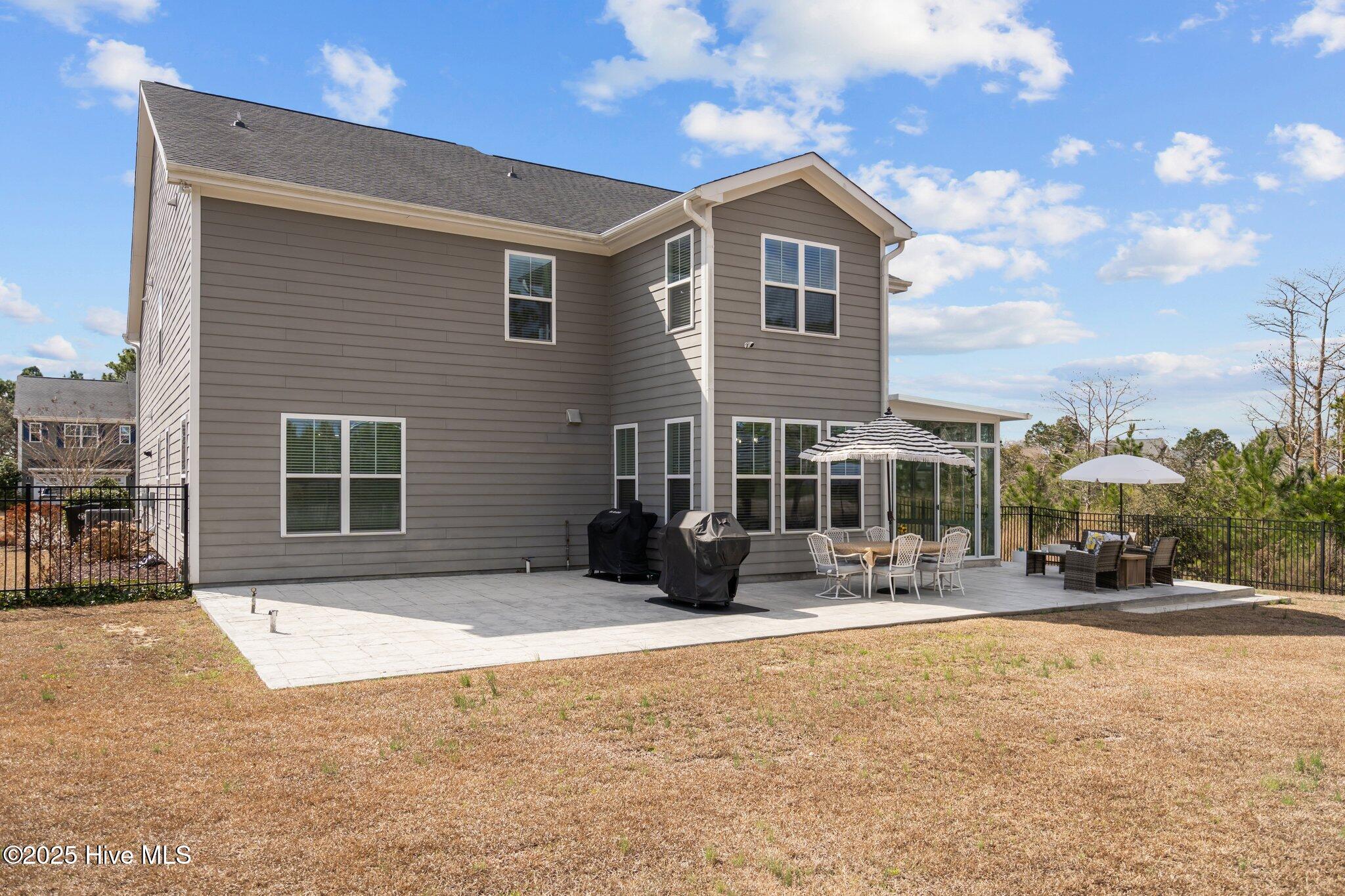 6151 Willow Glen Drive