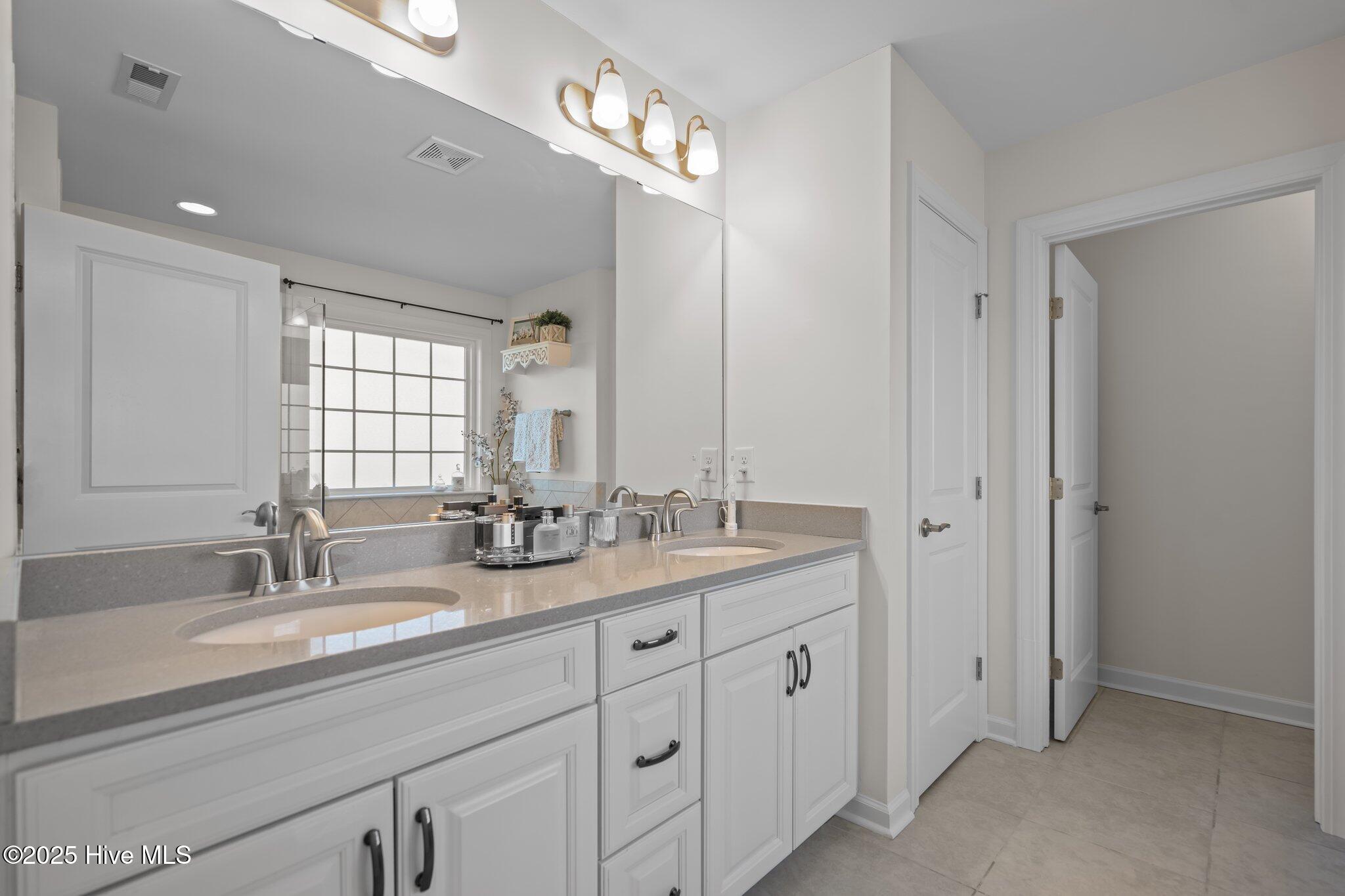 6151 Willow Glen Drive