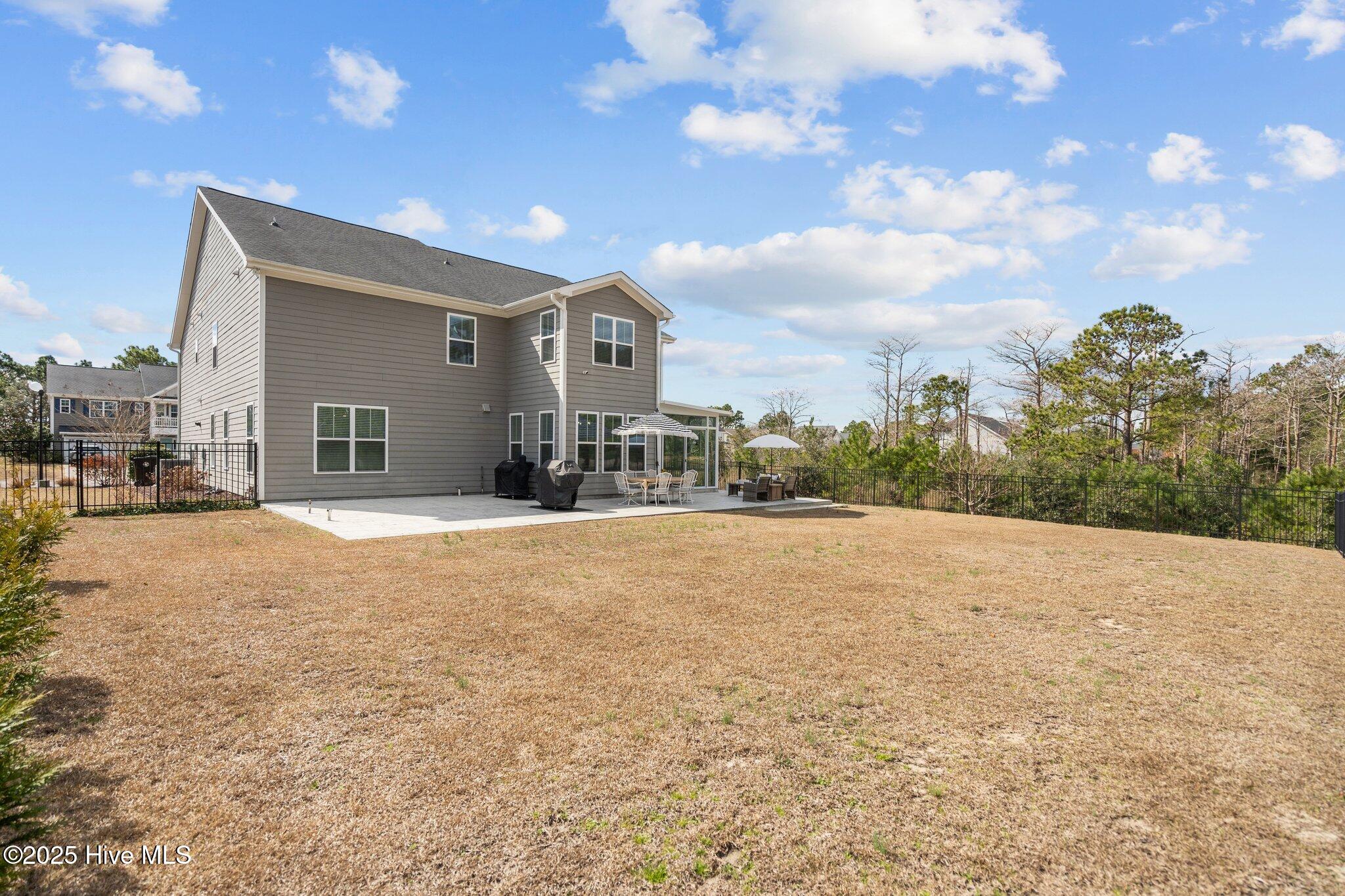 6151 Willow Glen Drive