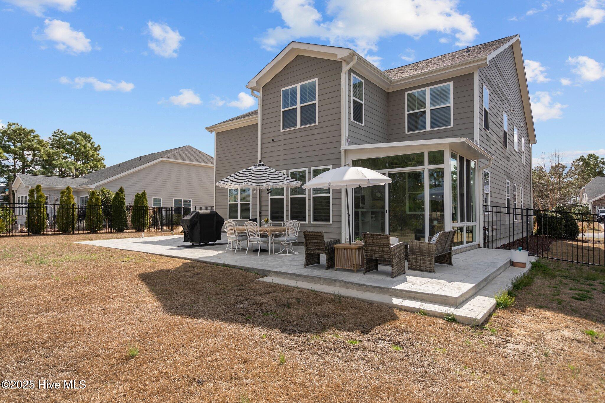 6151 Willow Glen Drive