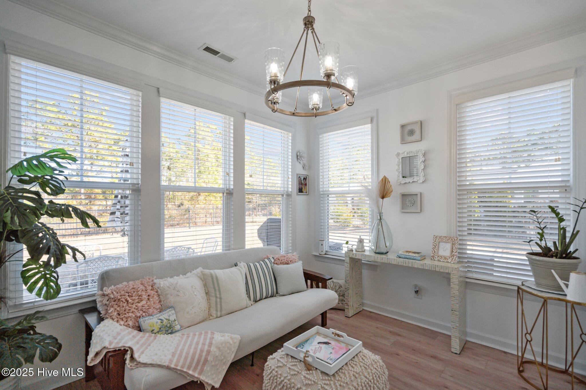 6151 Willow Glen Drive