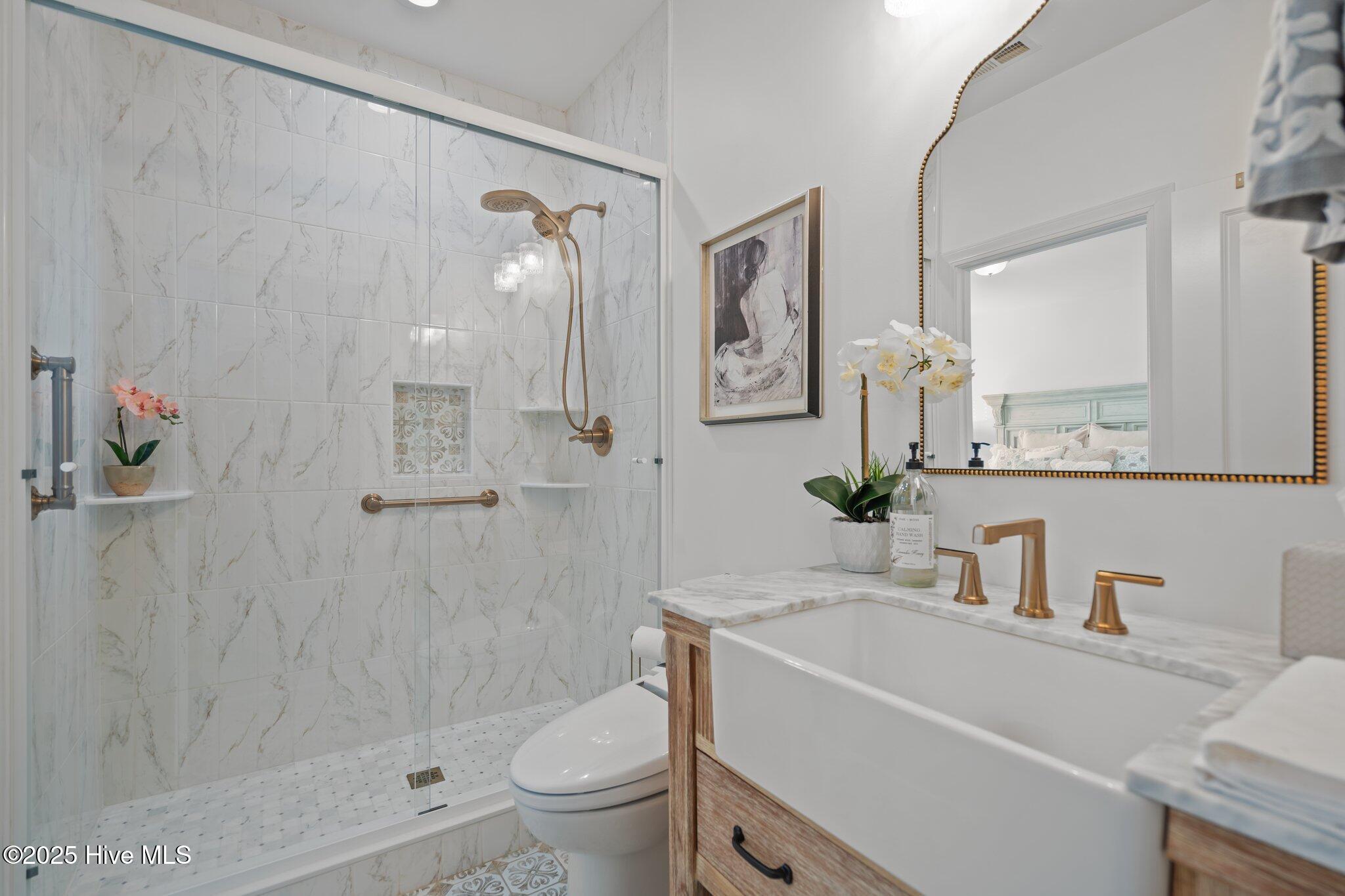 6151 Willow Glen Drive