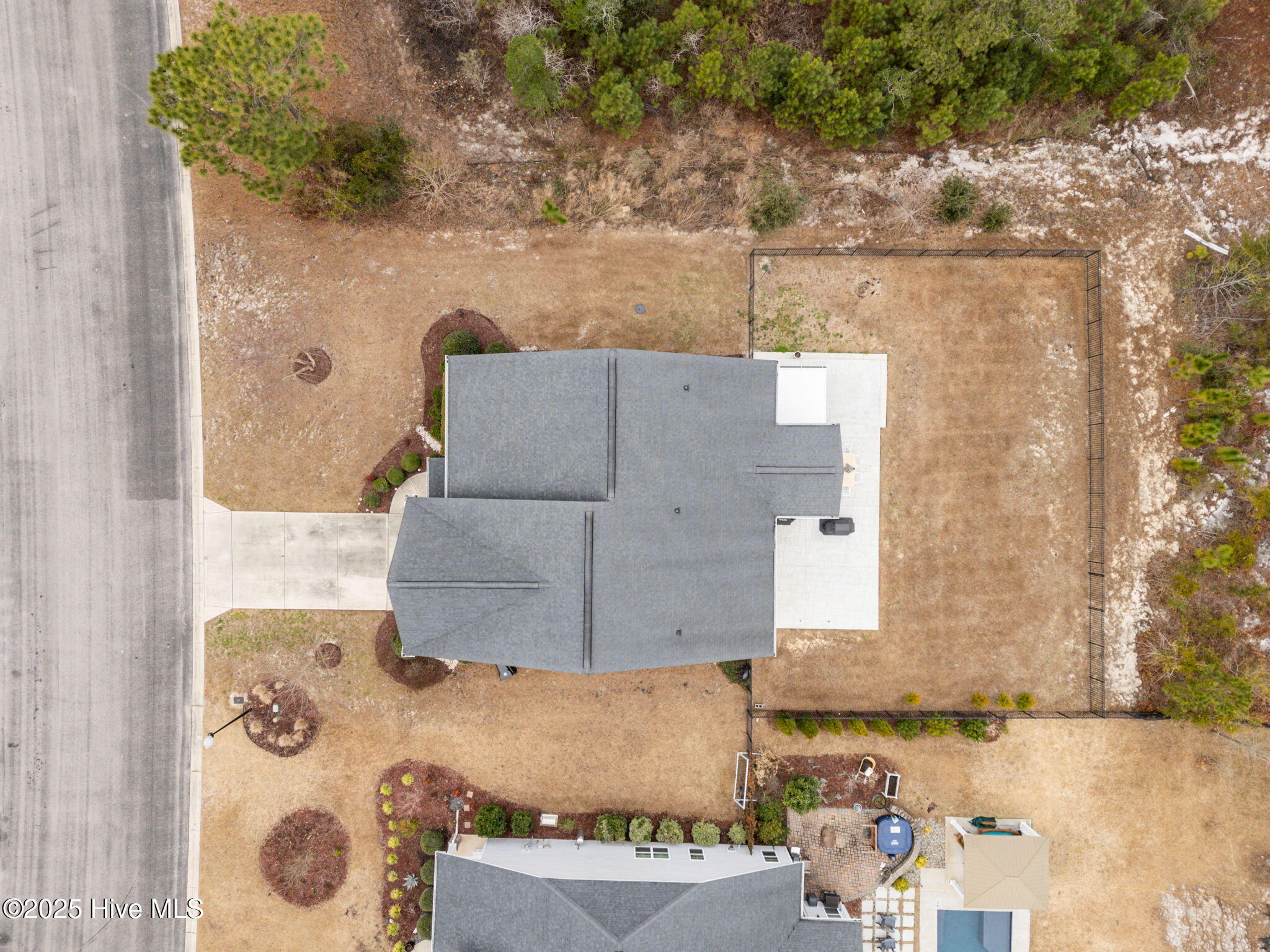 6151 Willow Glen Drive