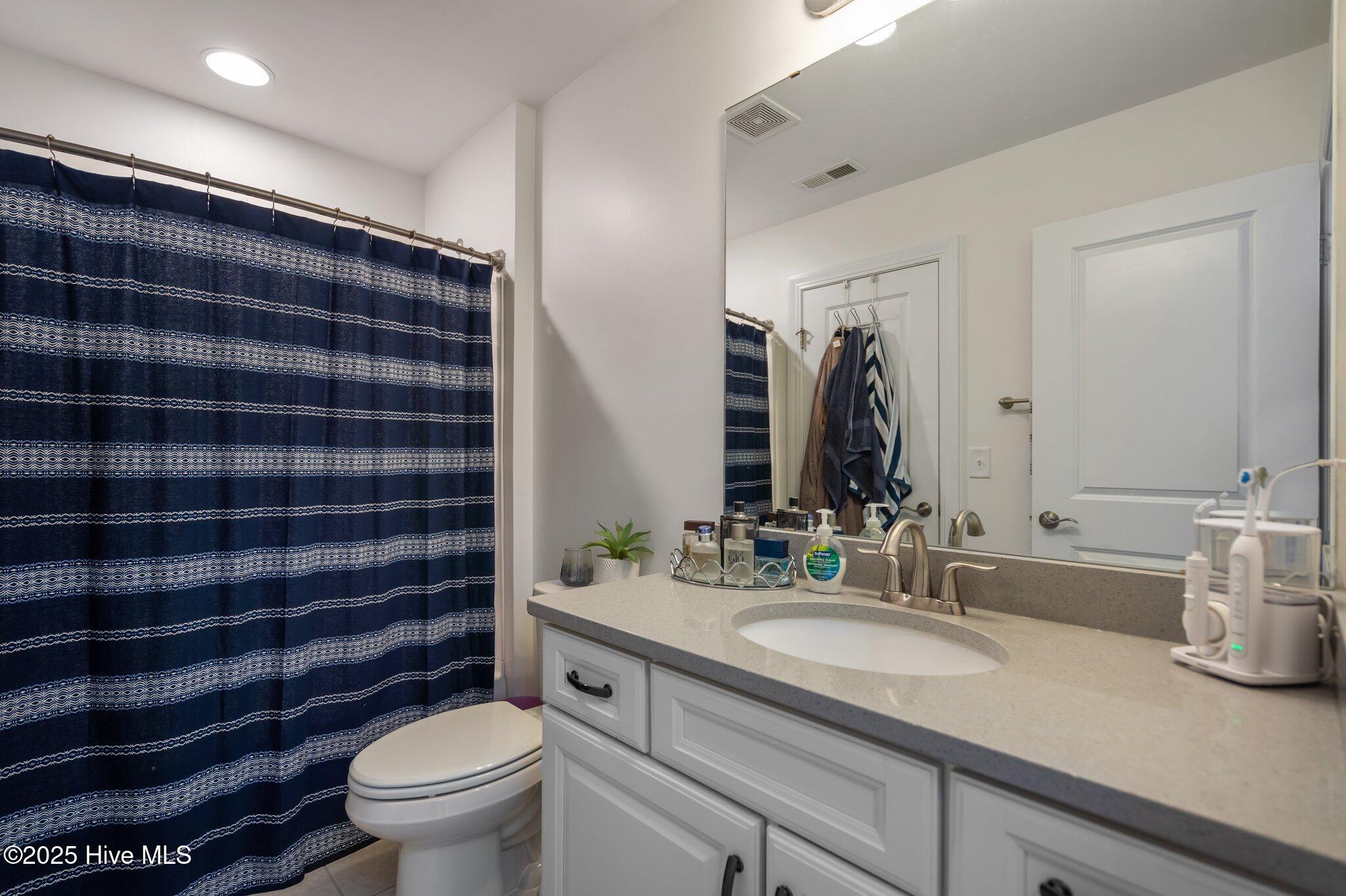 6151 Willow Glen Drive