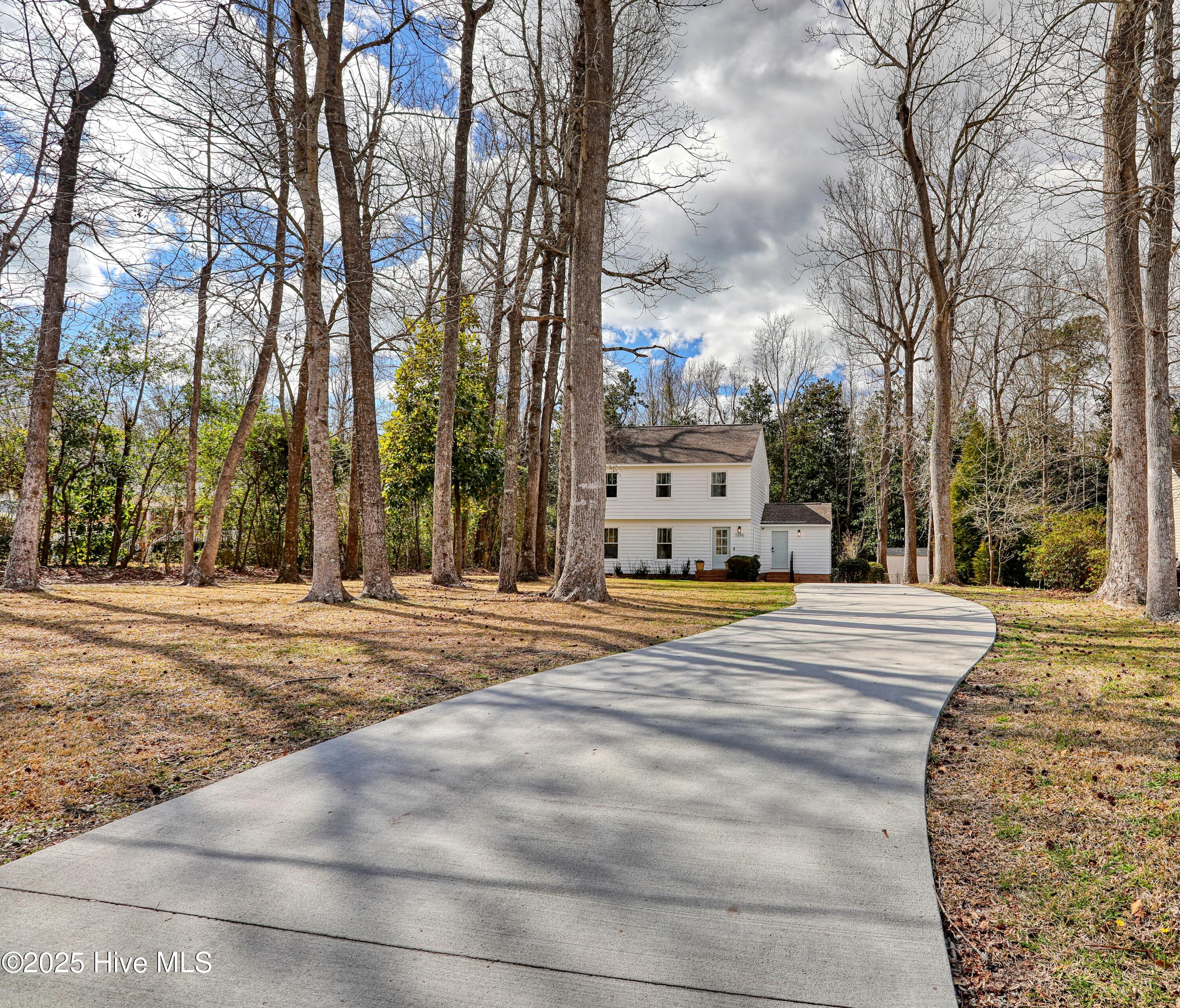 1690 Scotts Hill Loop Road