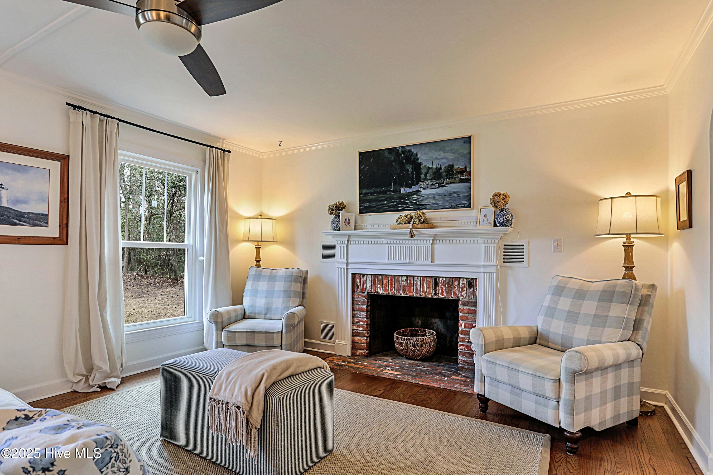 1690 Scotts Hill Loop Road