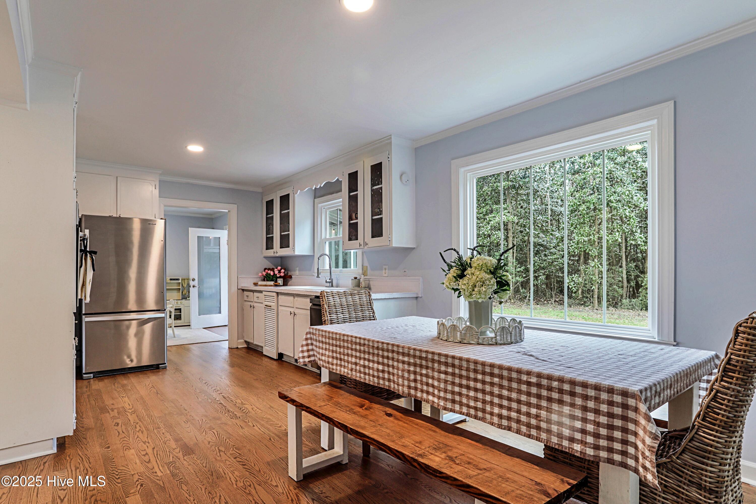 1690 Scotts Hill Loop Road