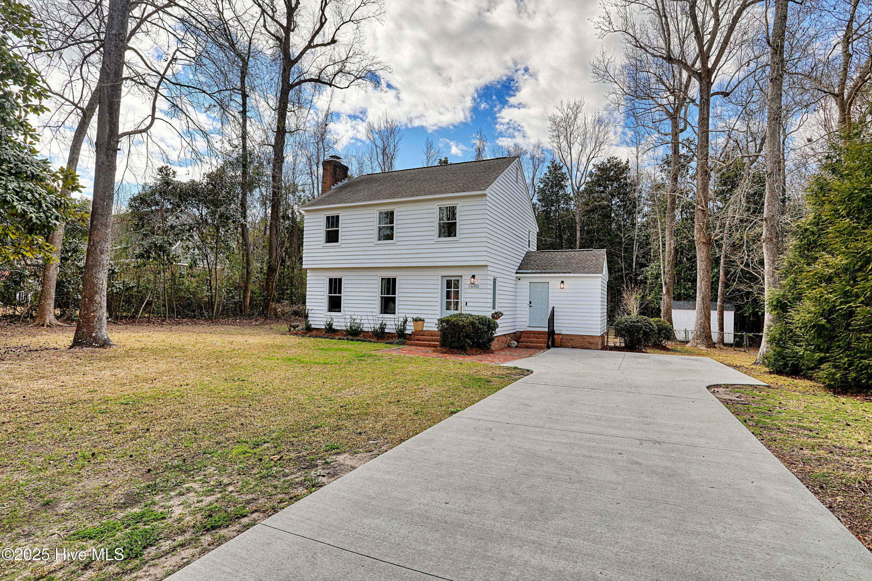 1690 Scotts Hill Loop Road