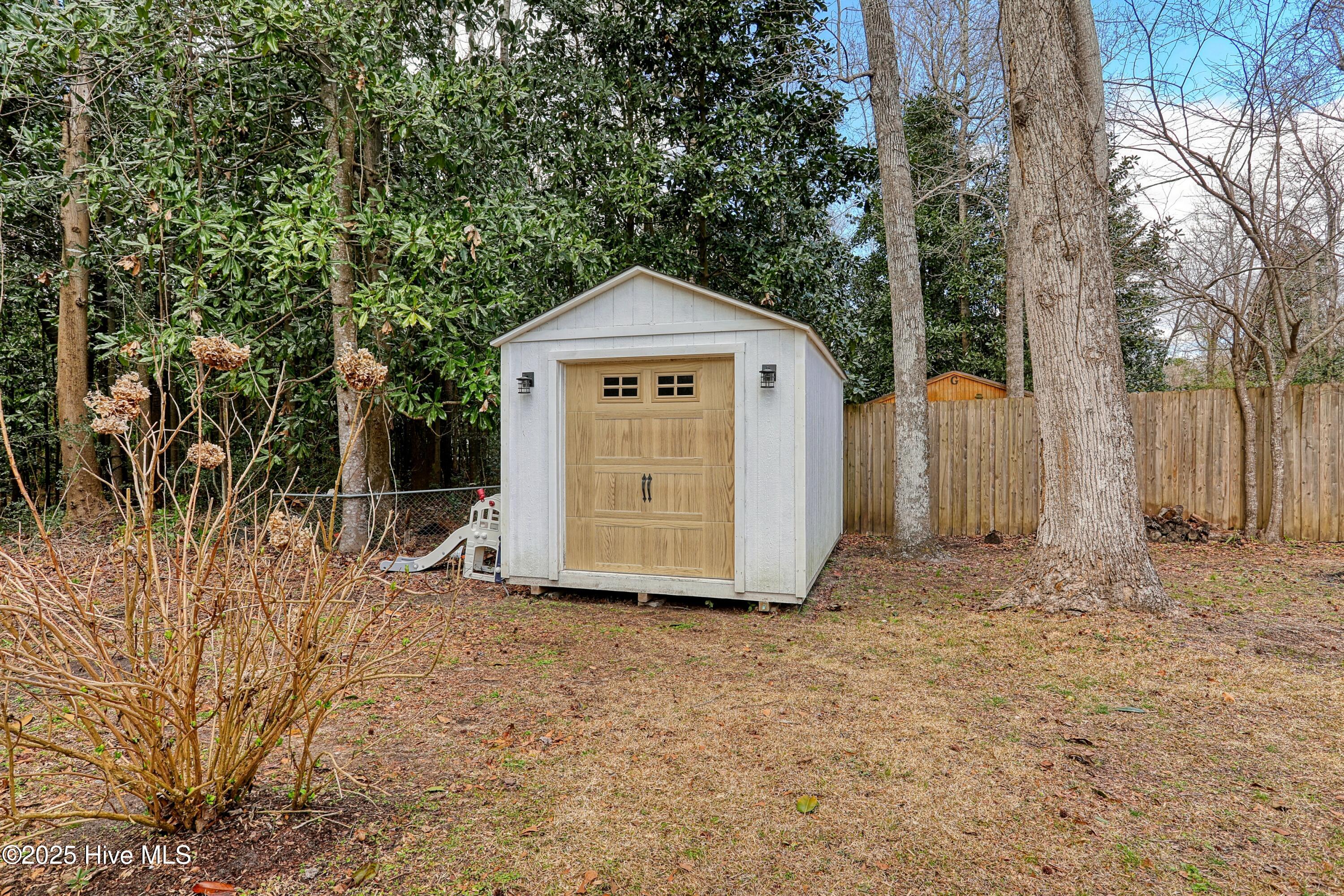 1690 Scotts Hill Loop Road
