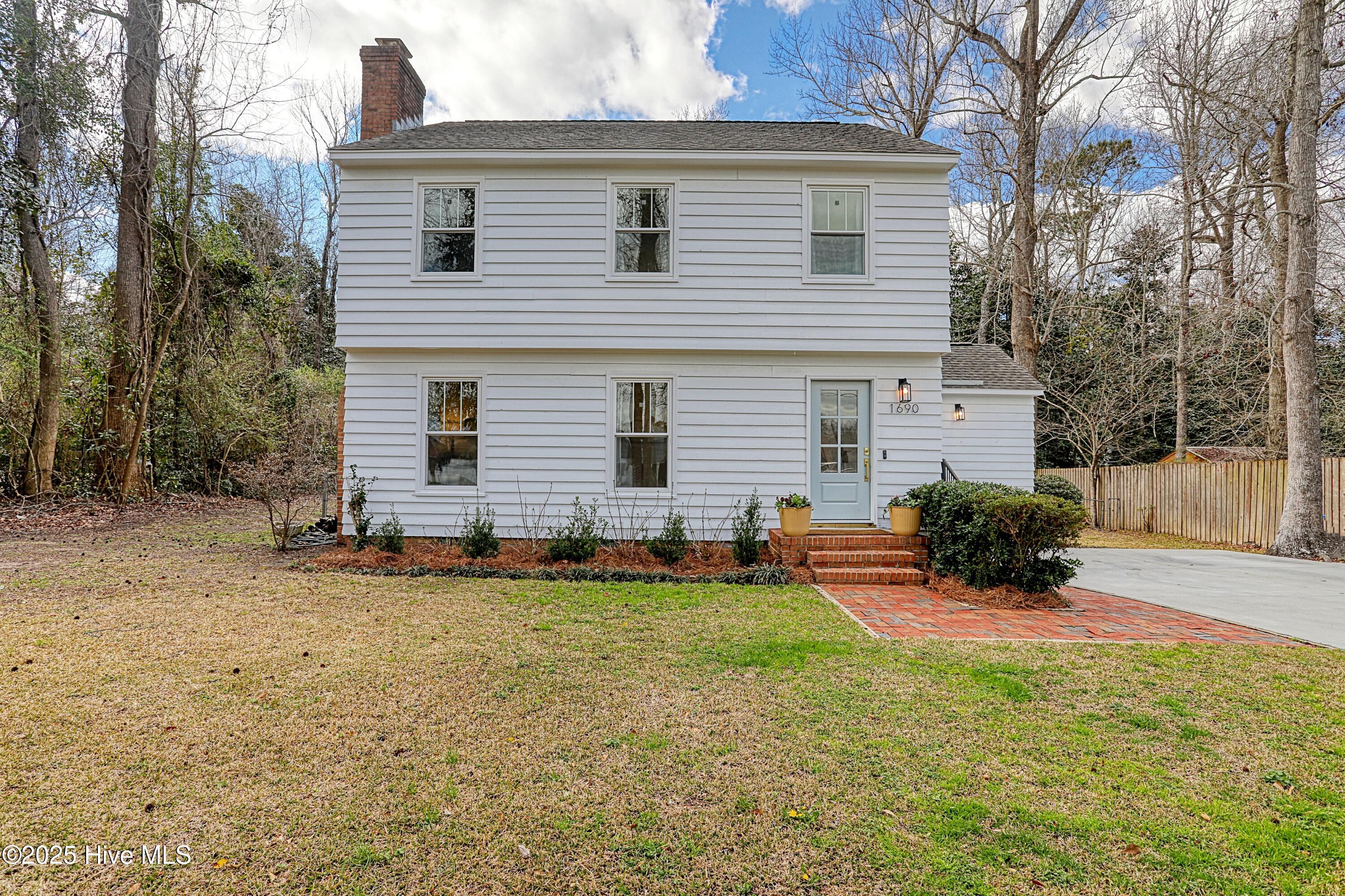 1690 Scotts Hill Loop Road