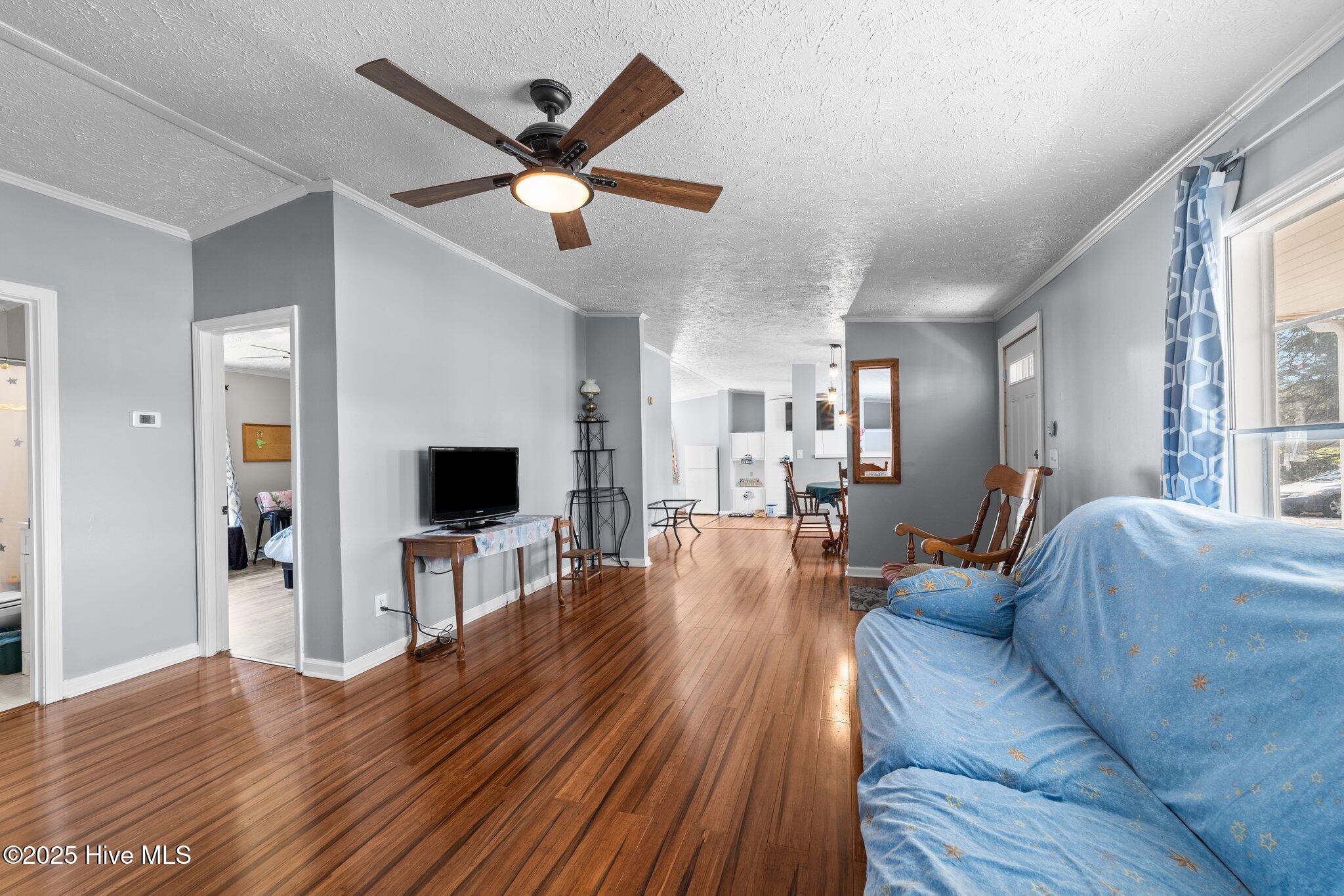 7507 Peacock Road