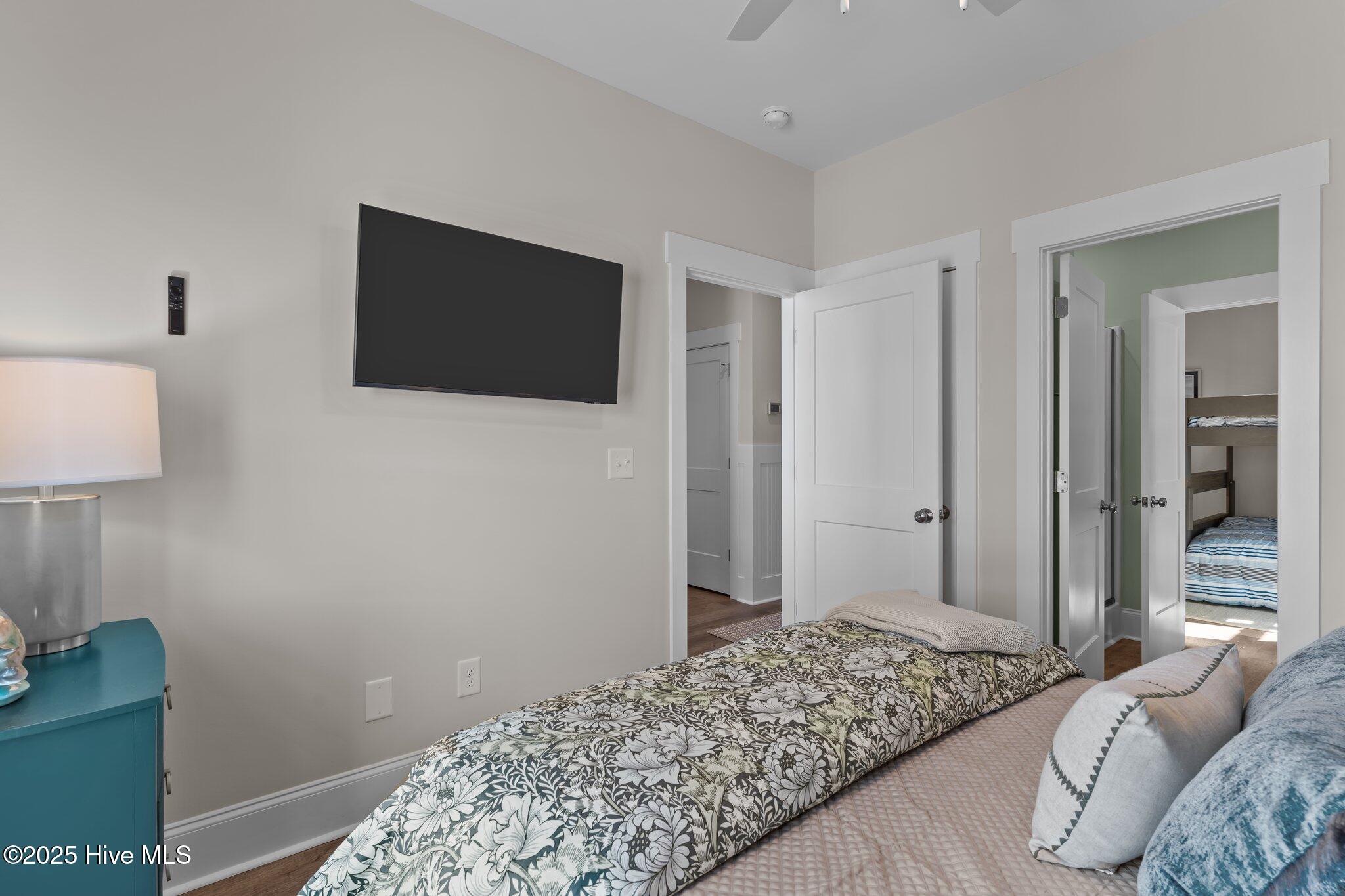 1443 New River Inlet Road