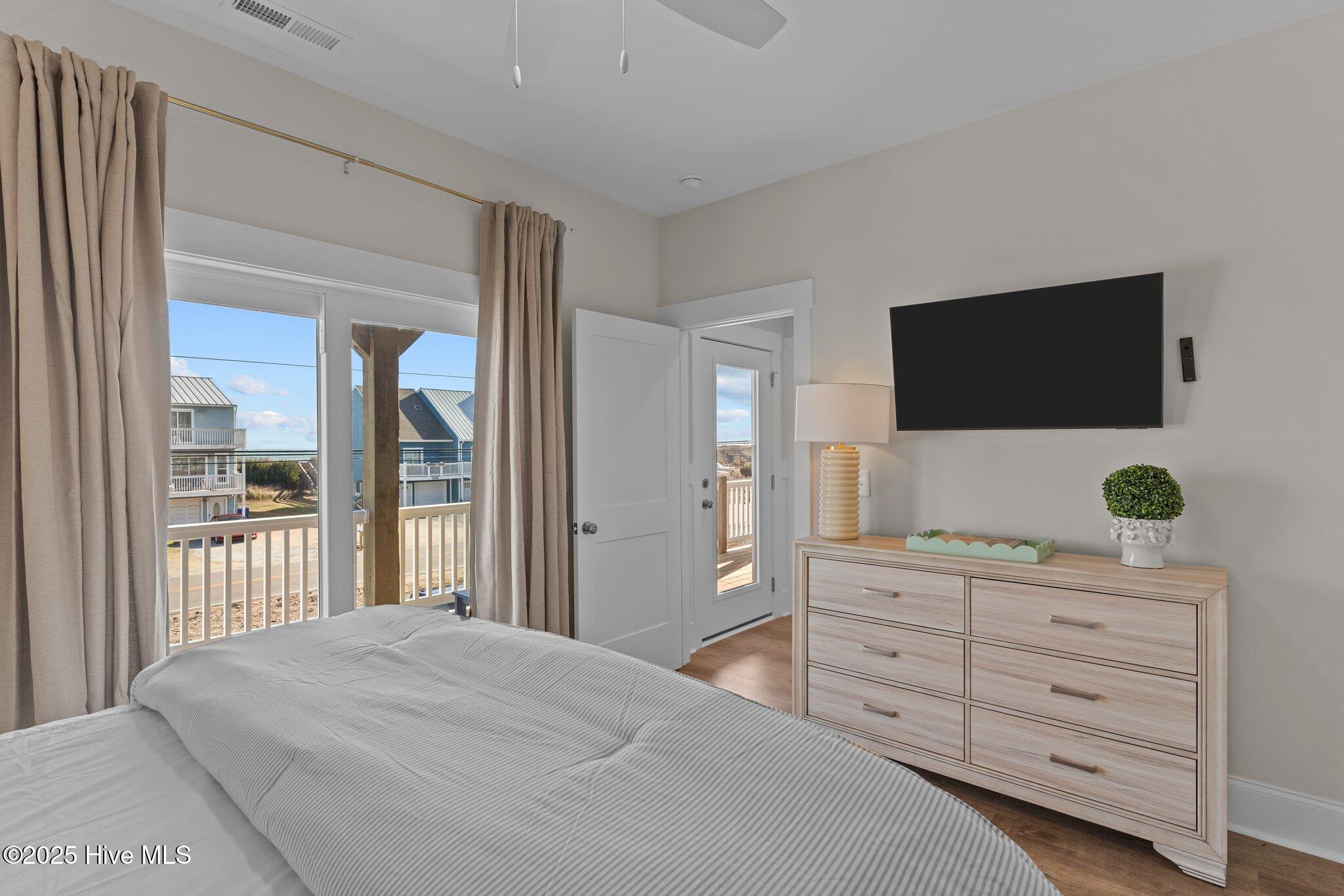 1443 New River Inlet Road