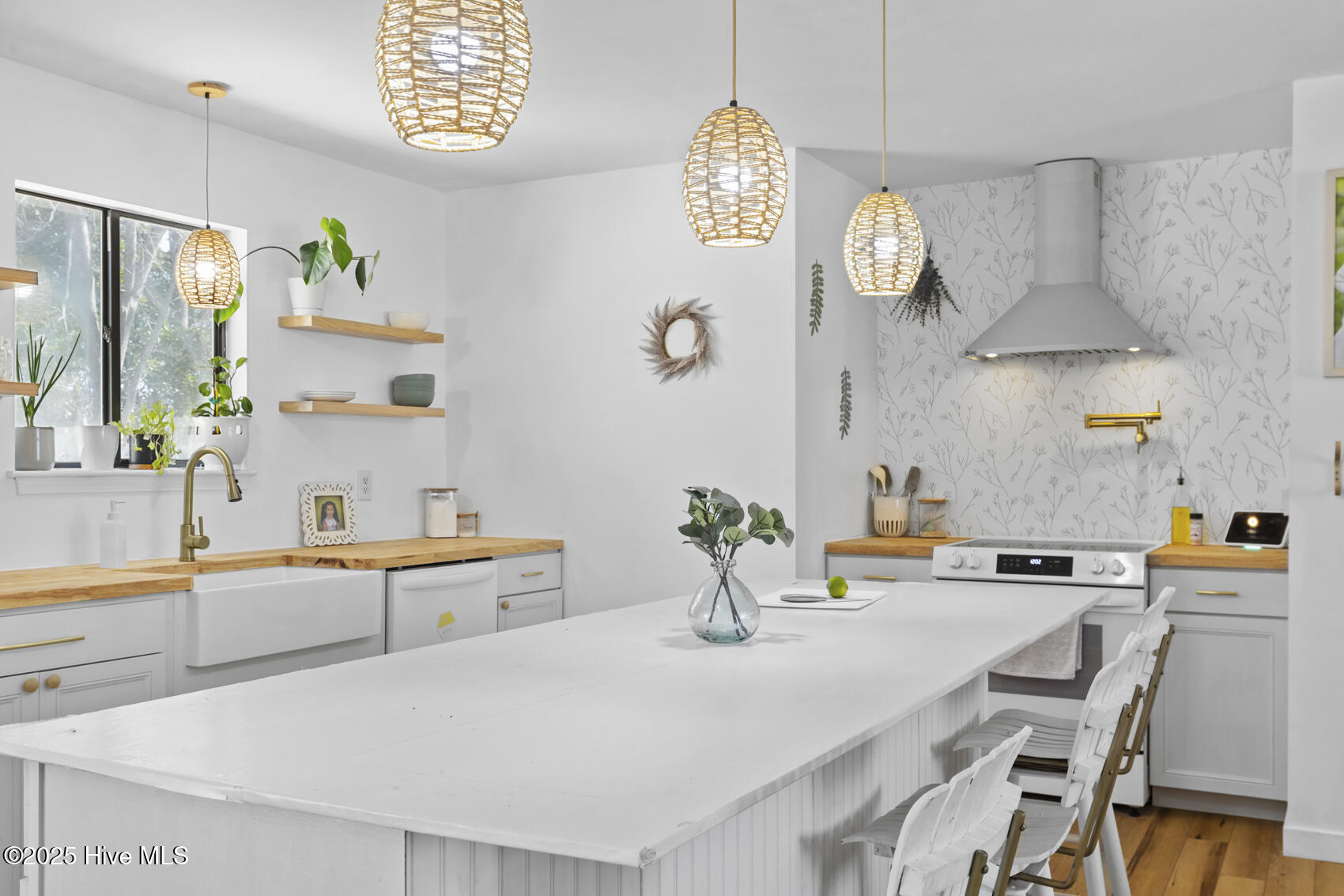 308 Walnut Creek Court