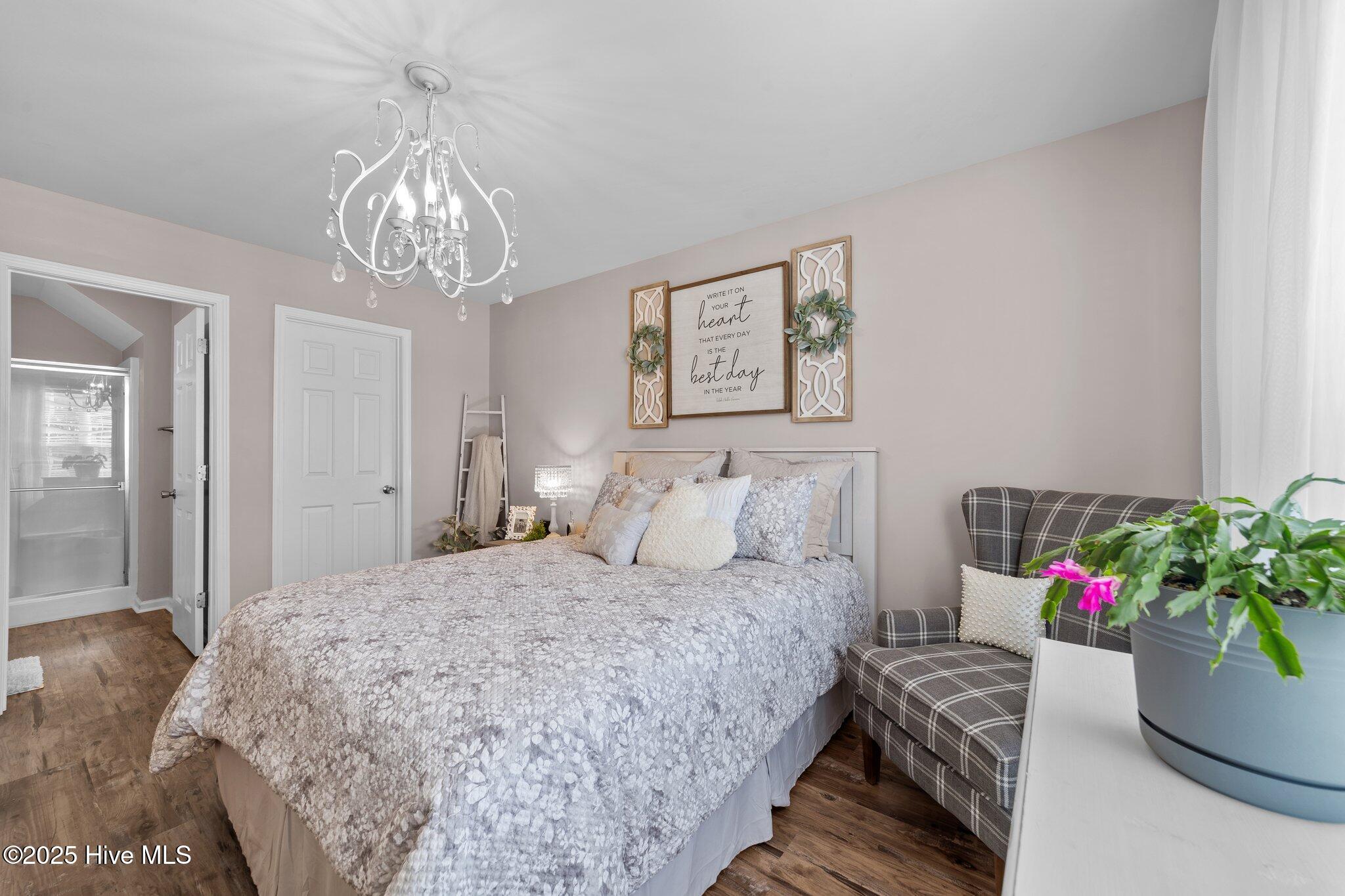 109 Cobblers Circle