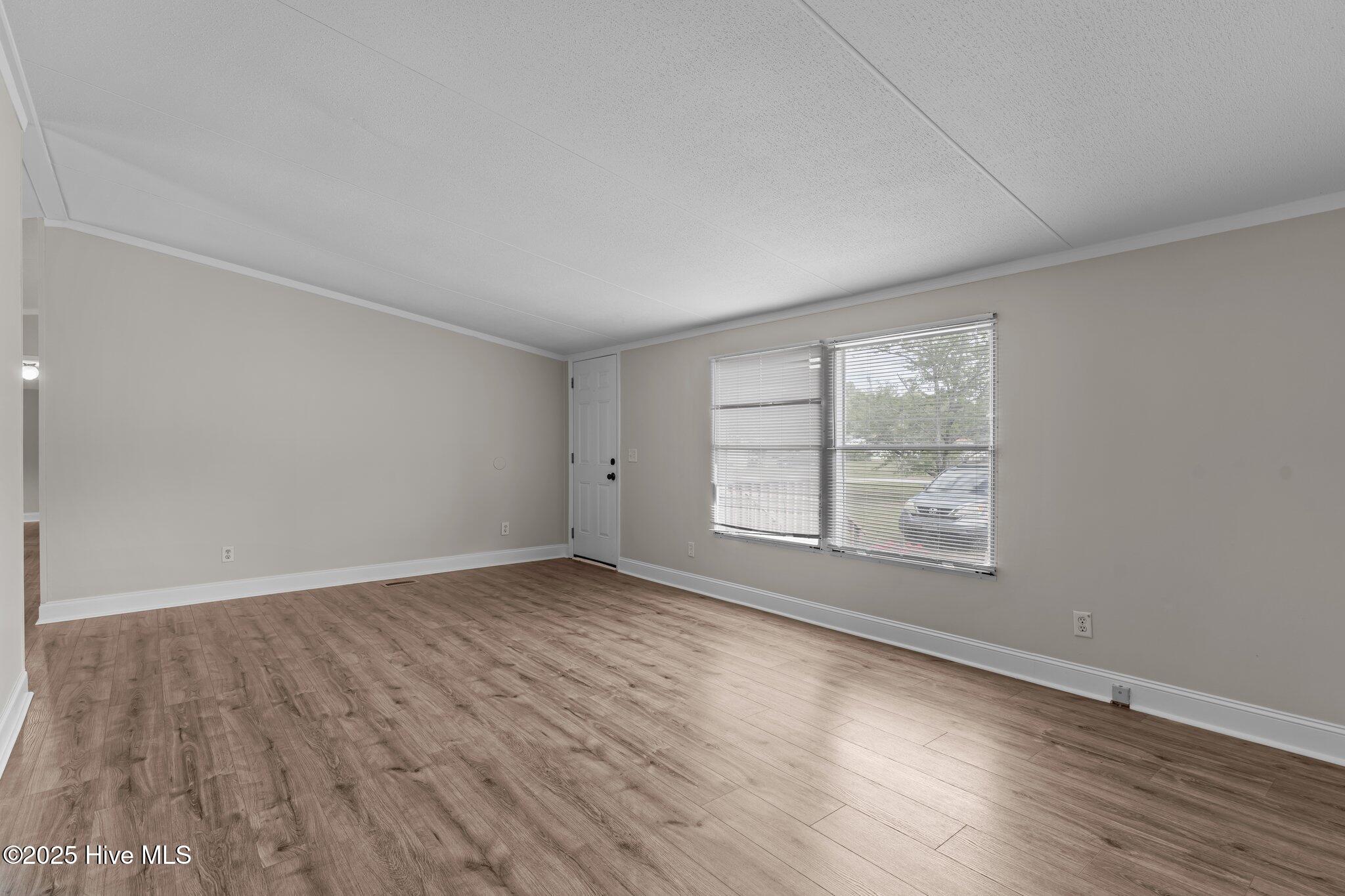 2951 Lone Tree Court