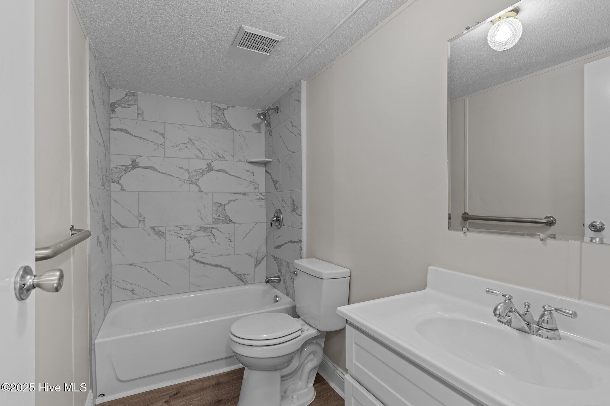 2951 Lone Tree Court