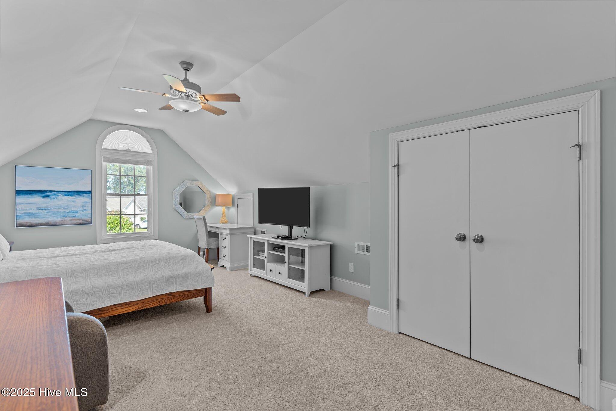 1115 Cloverdale Court