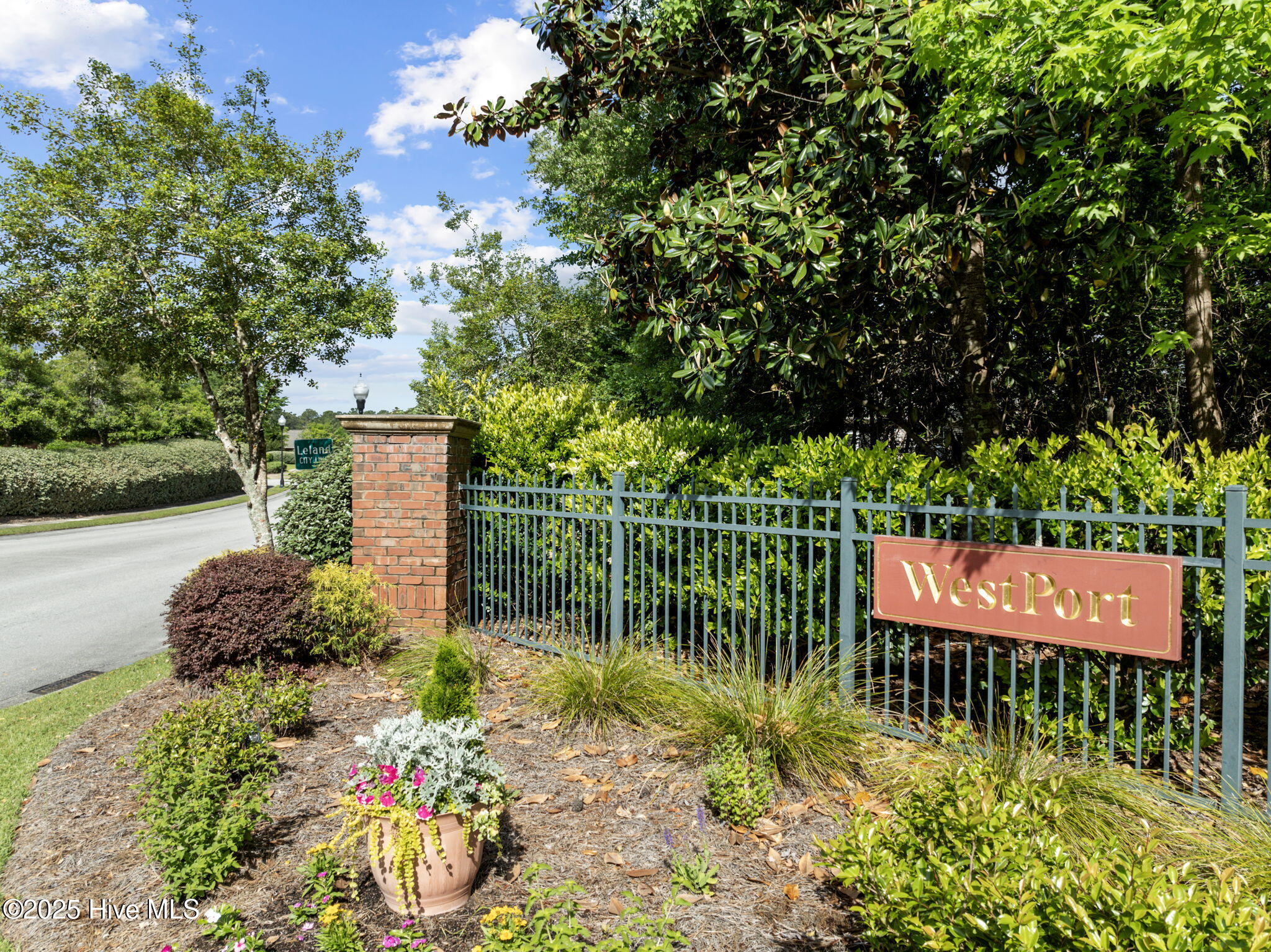 1115 Cloverdale Court