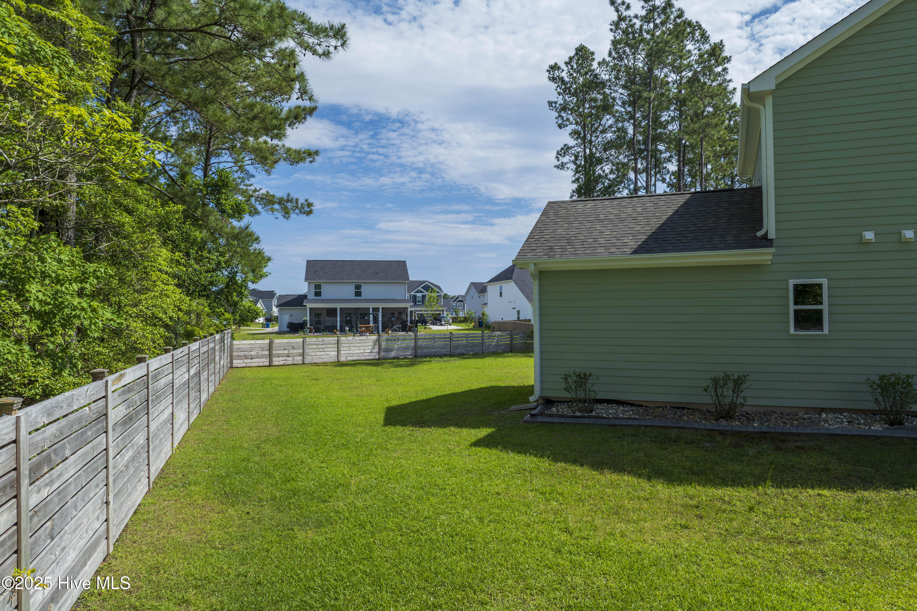 110 E Goldeneye Court