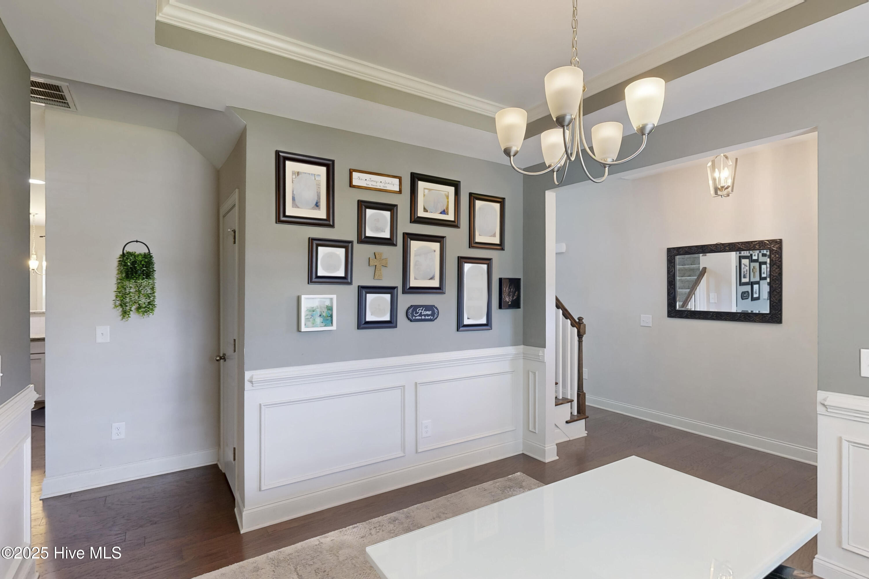 110 E Goldeneye Court