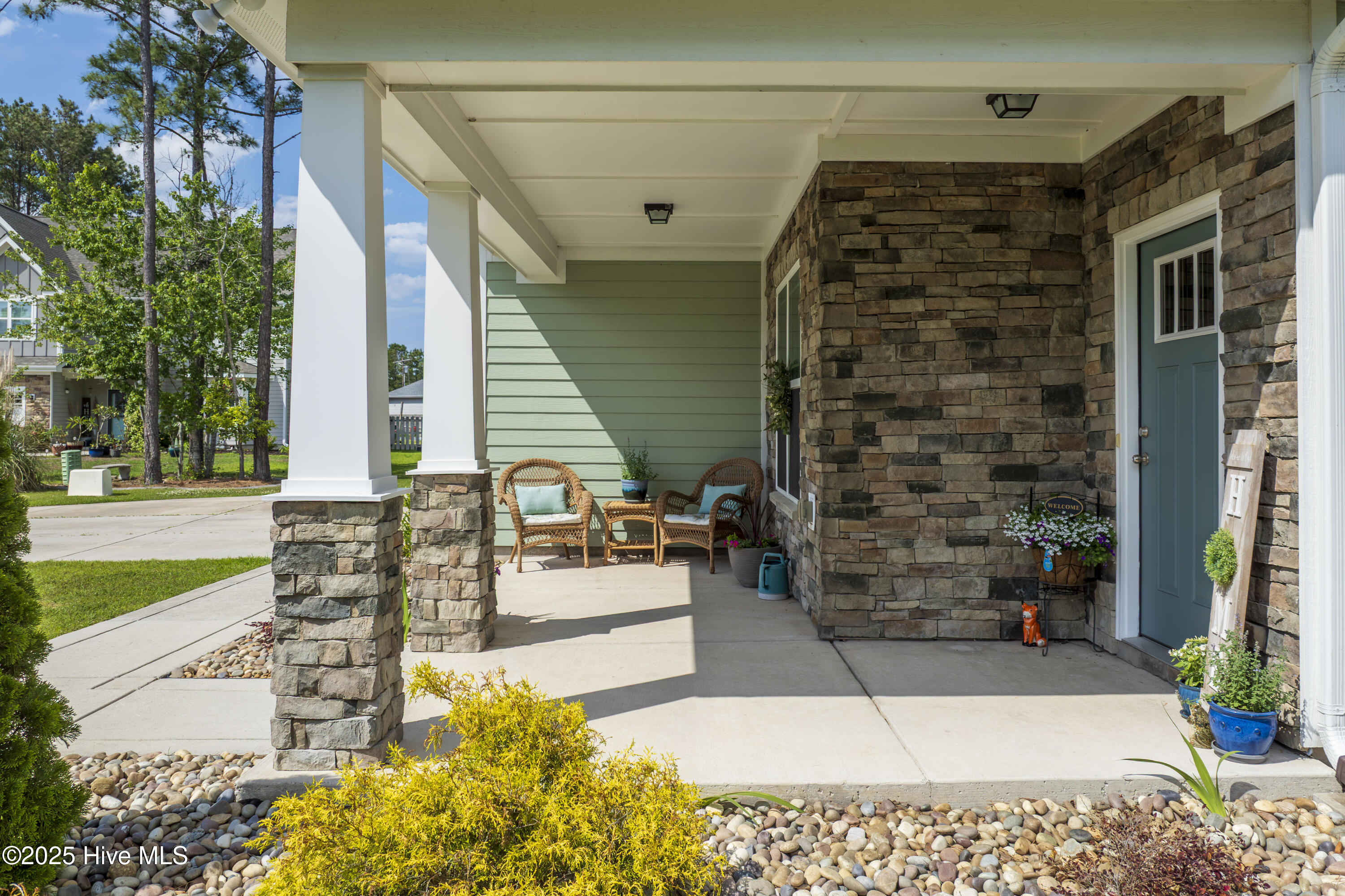 110 E Goldeneye Court