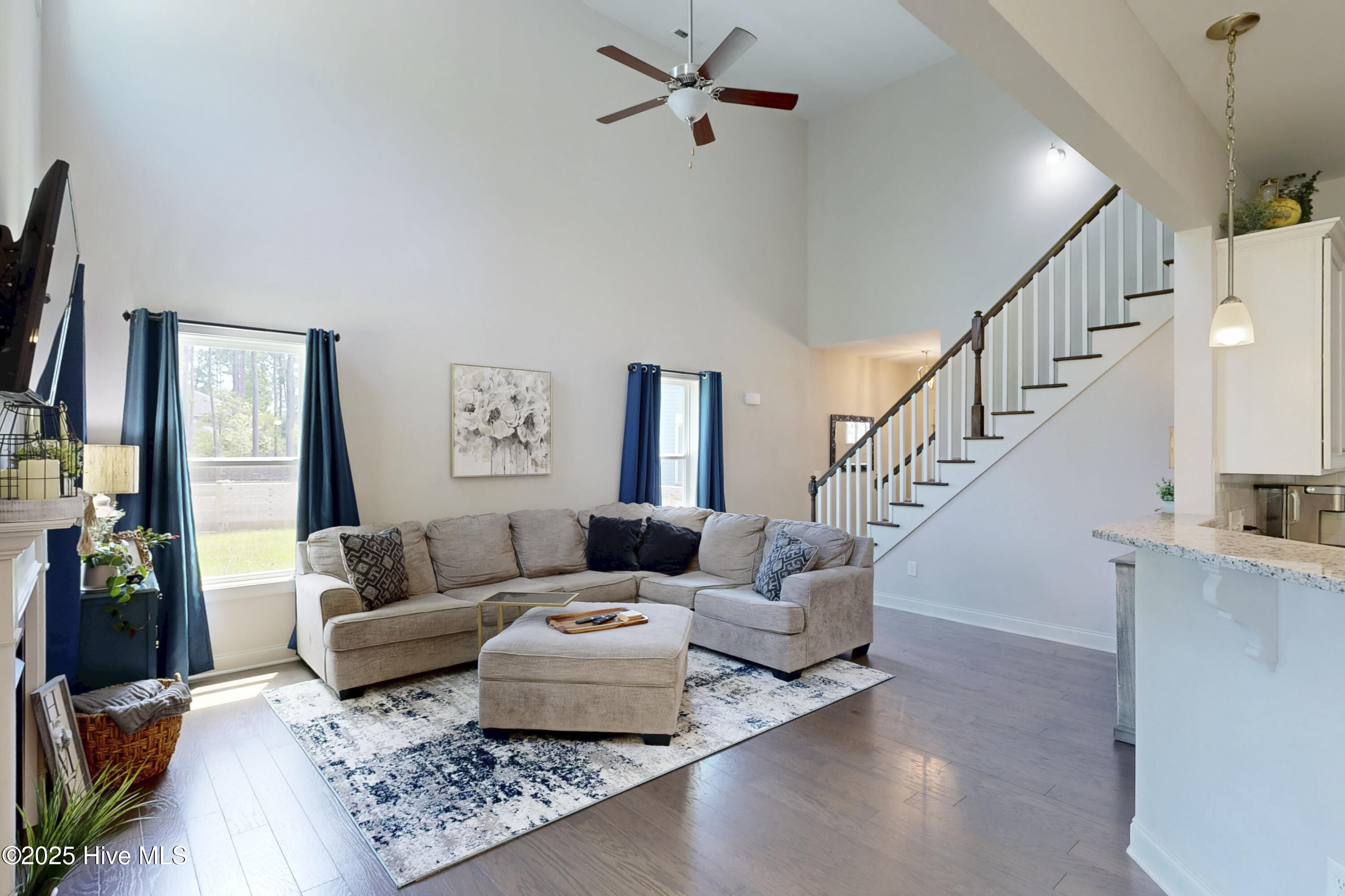 110 E Goldeneye Court