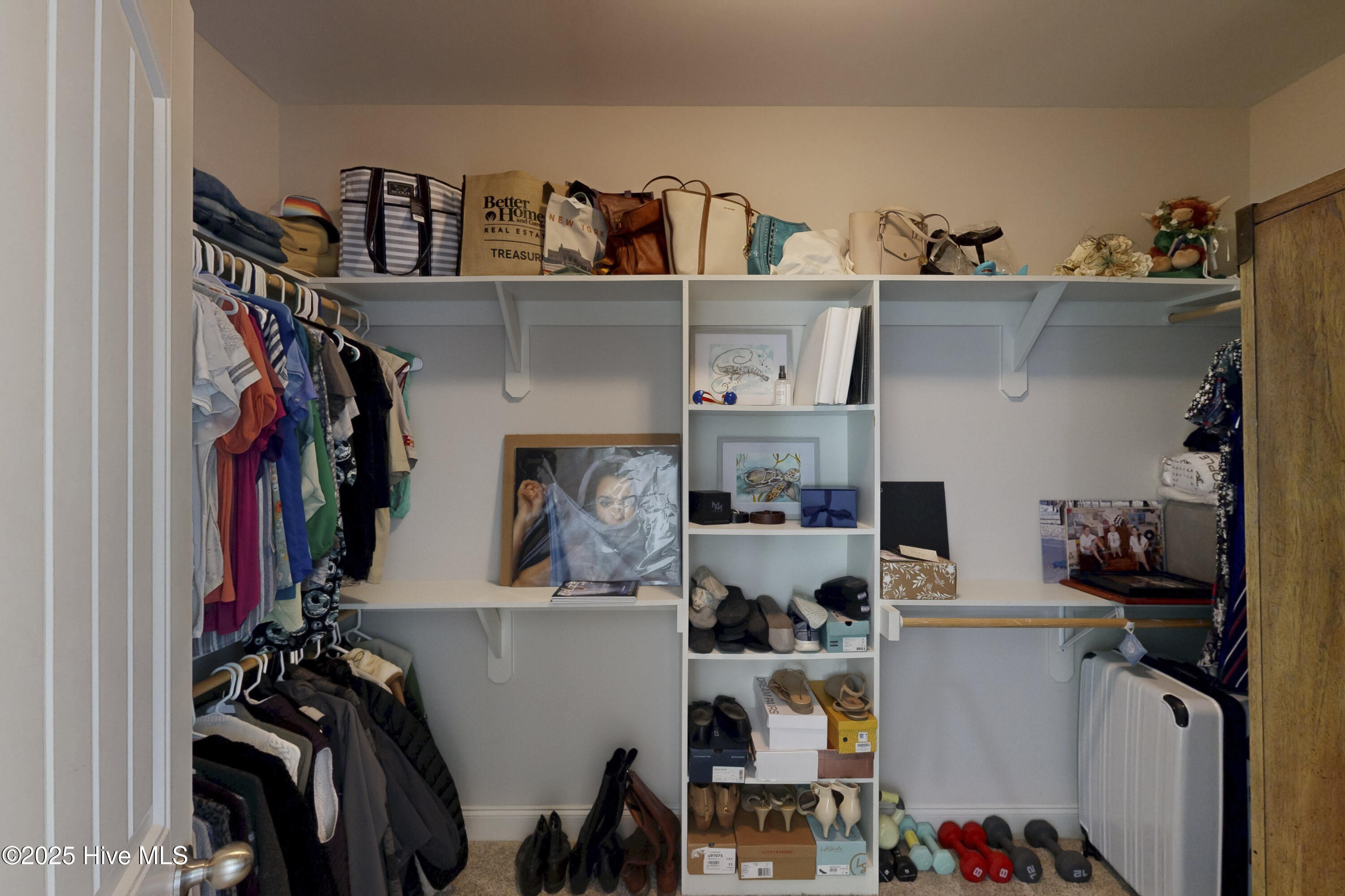 110 E Goldeneye Court