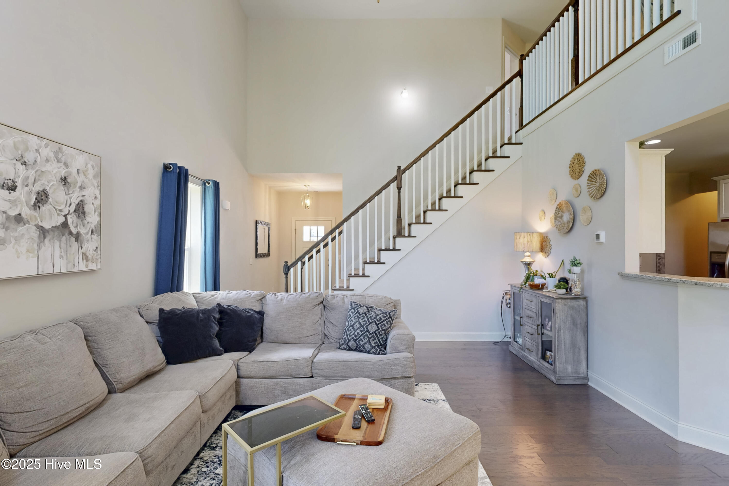 110 E Goldeneye Court