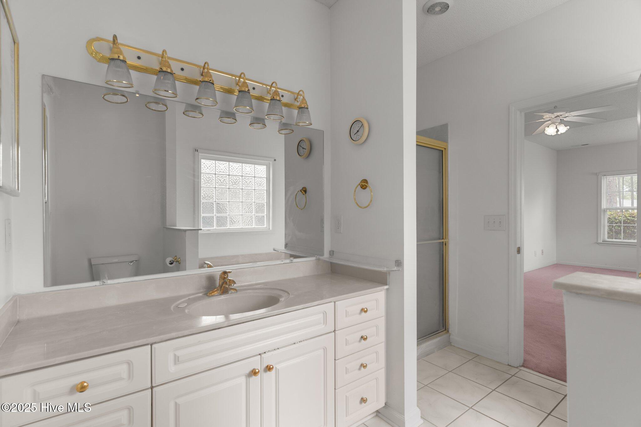 533 Montaigne Court NW