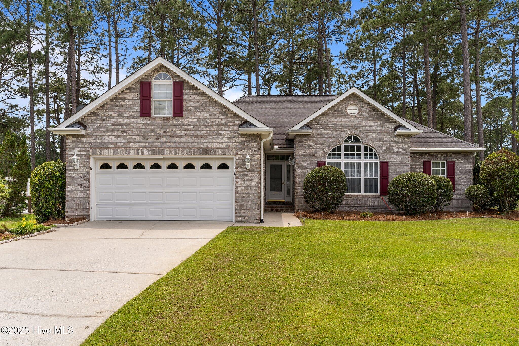 533 Montaigne Court NW