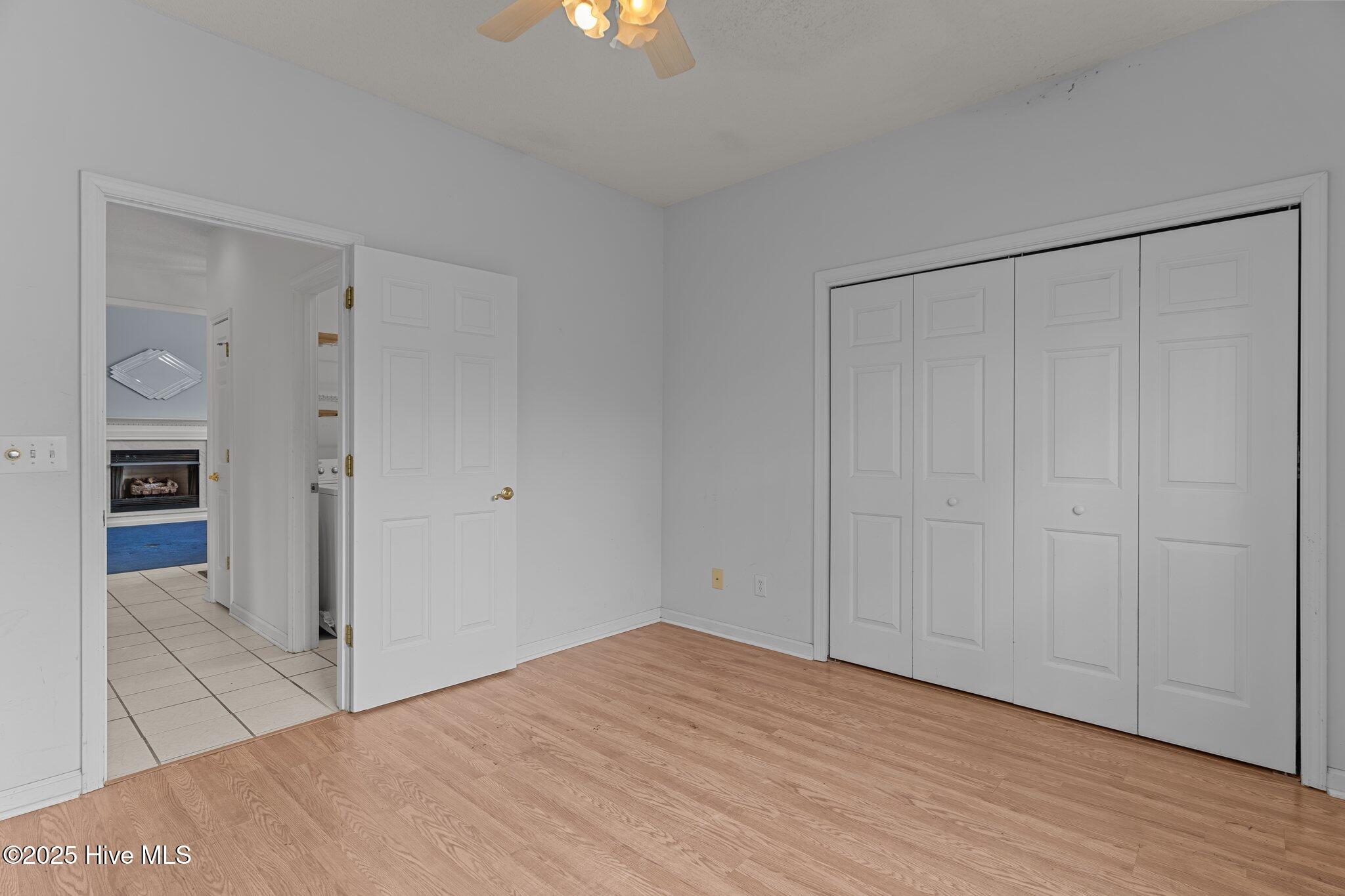 533 Montaigne Court NW