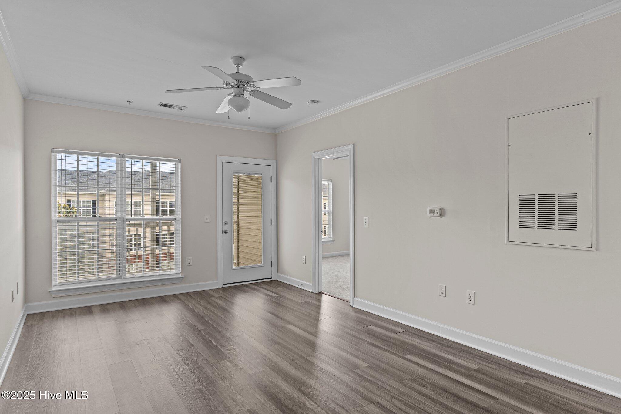 2813 Bloomfield Lane Unit 302