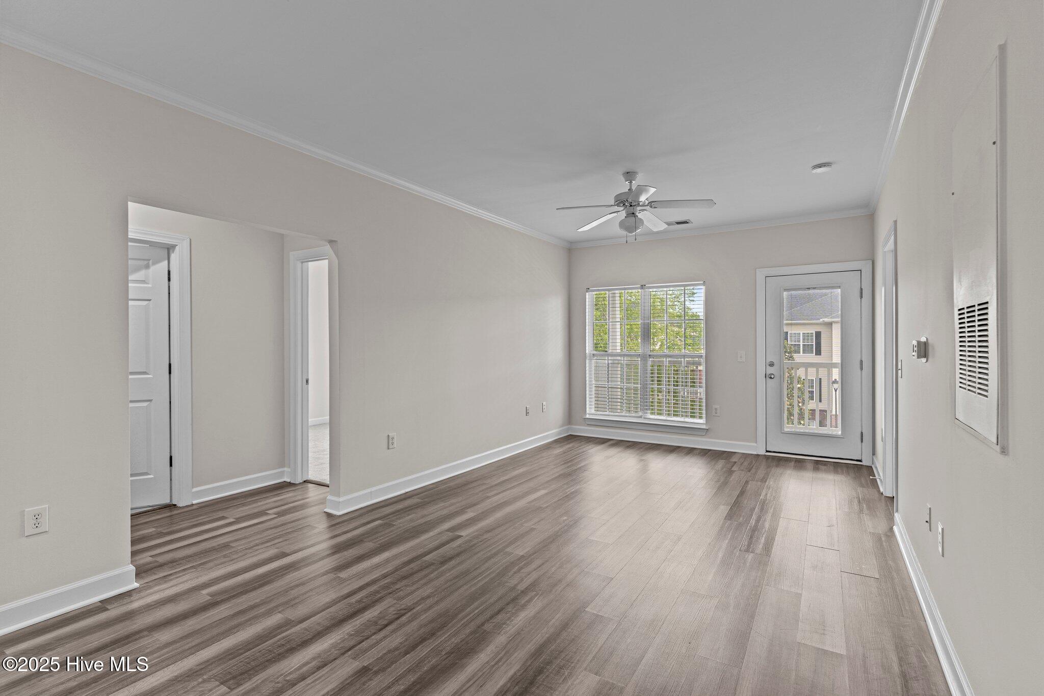 2813 Bloomfield Lane Unit 302