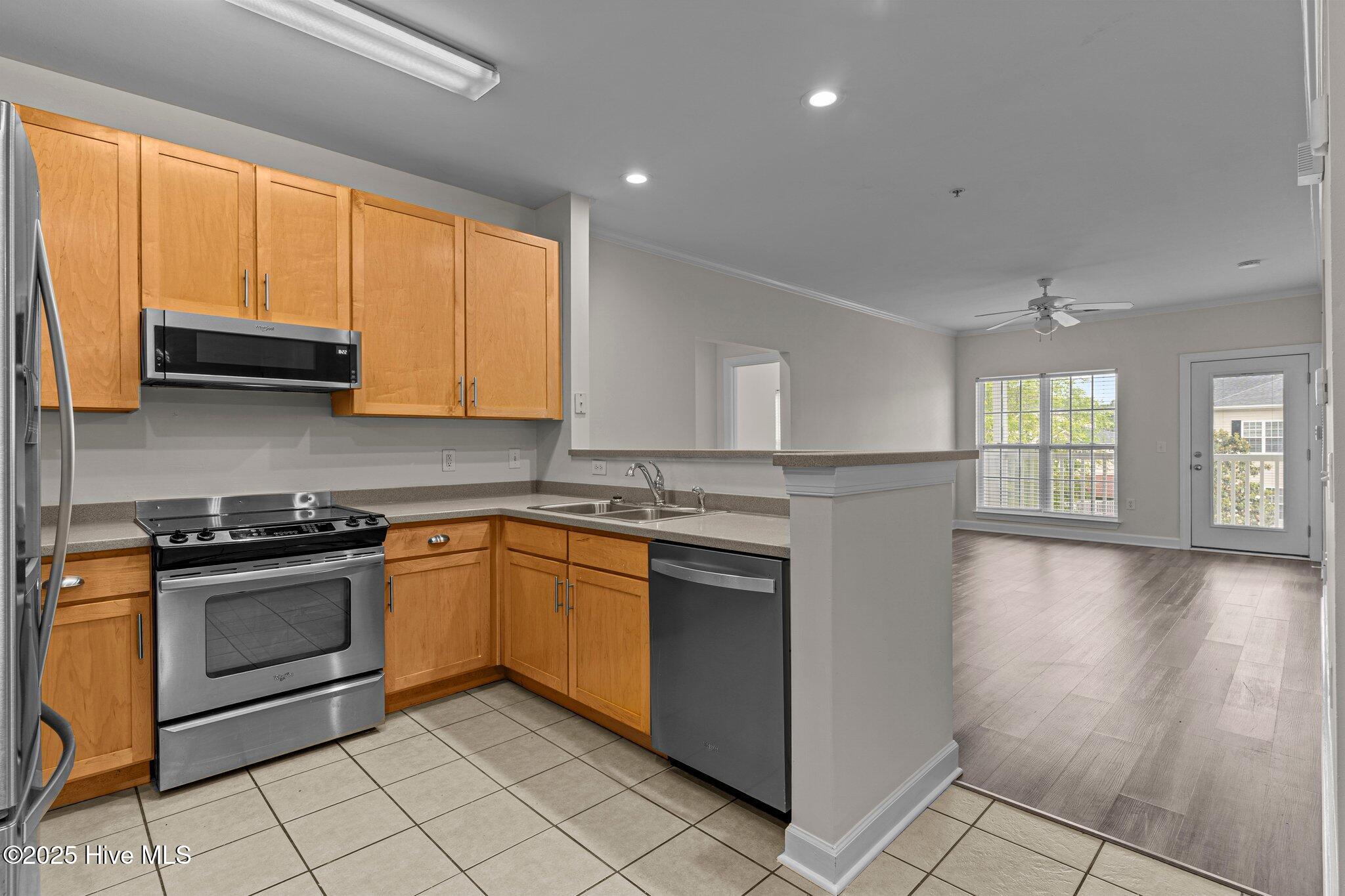 2813 Bloomfield Lane Unit 302