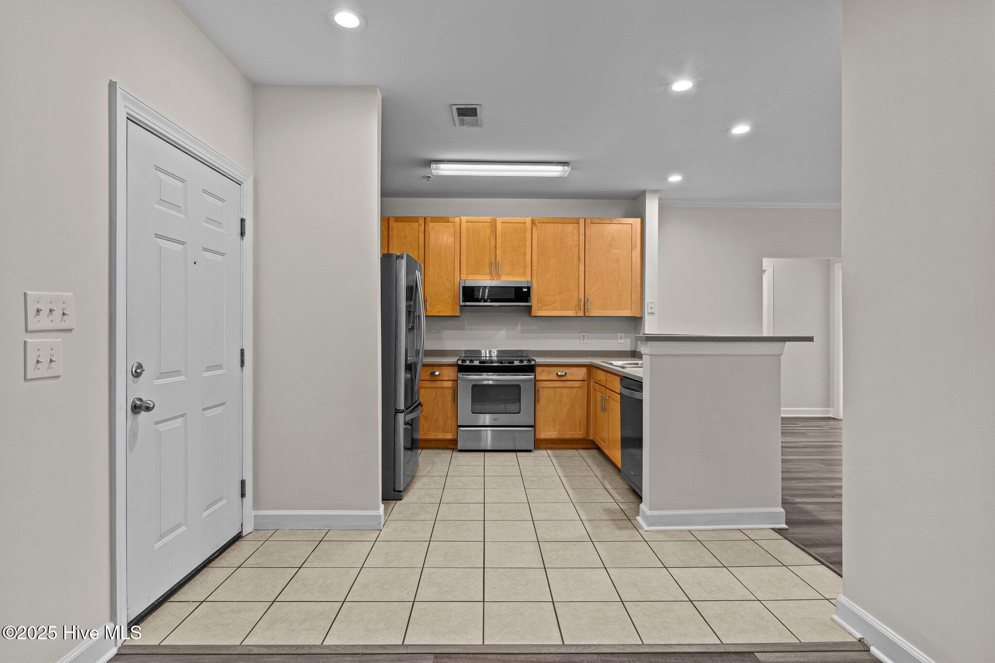 2813 Bloomfield Lane Unit 302