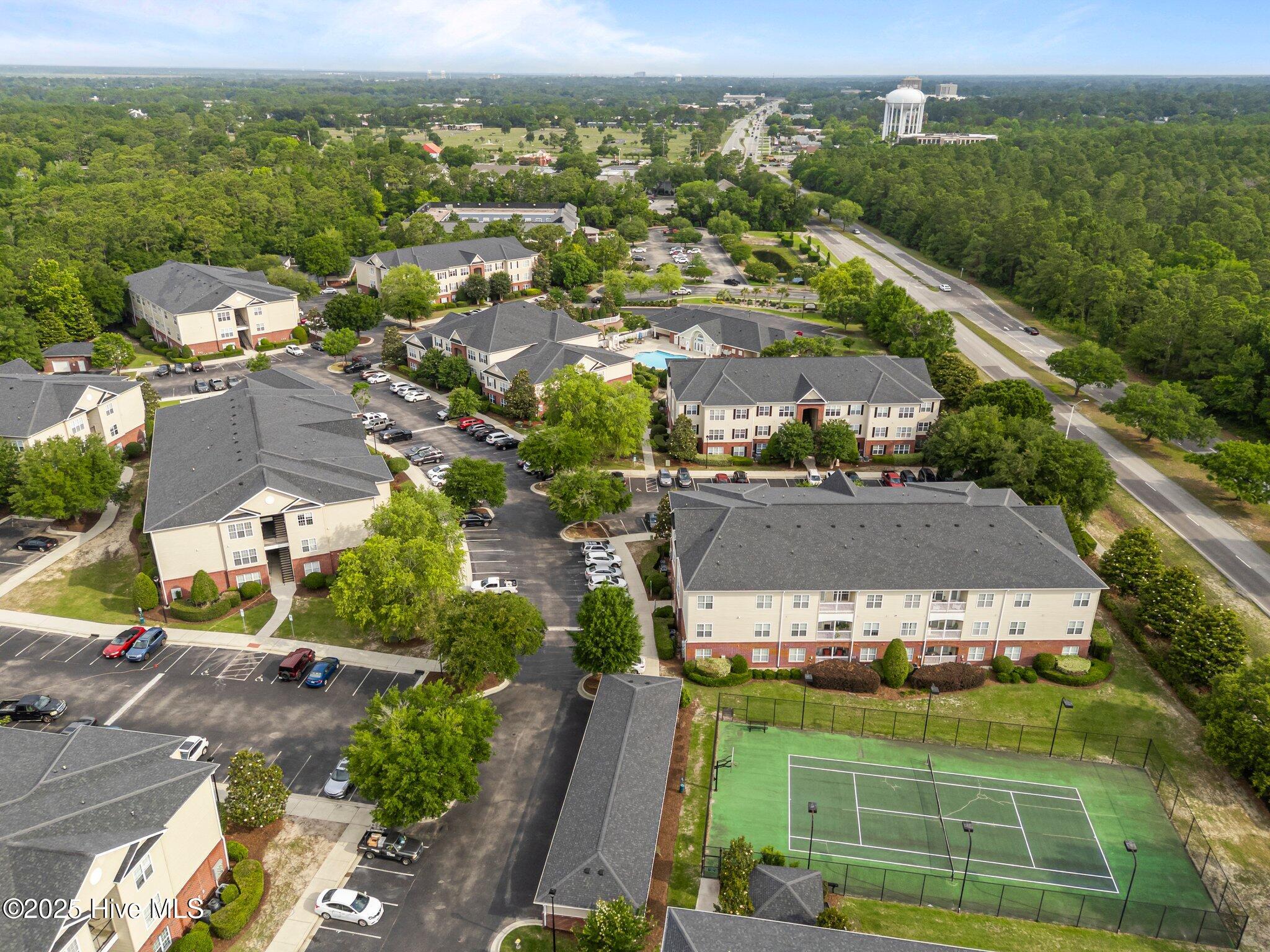 2813 Bloomfield Lane Unit 302