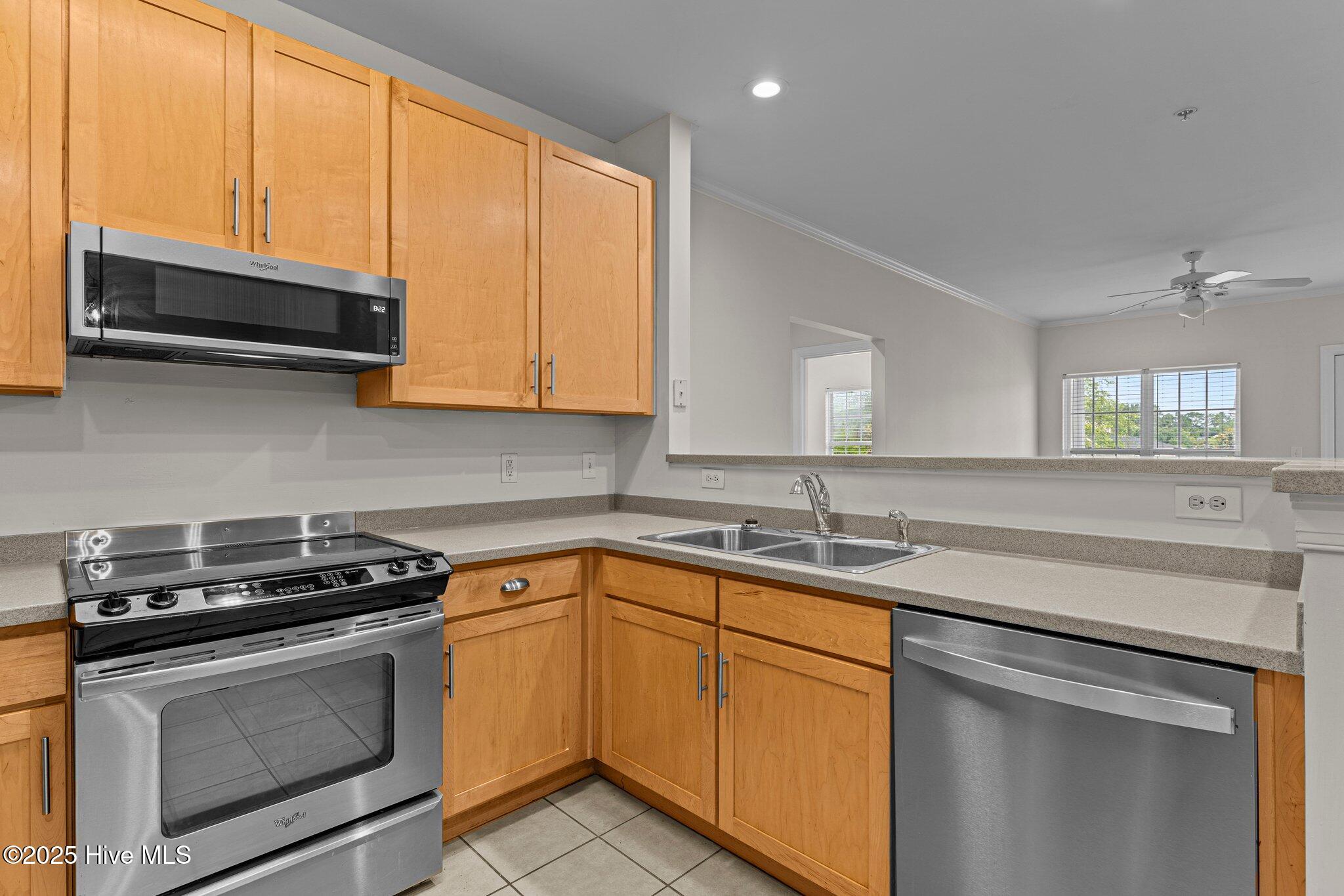 2813 Bloomfield Lane Unit 302