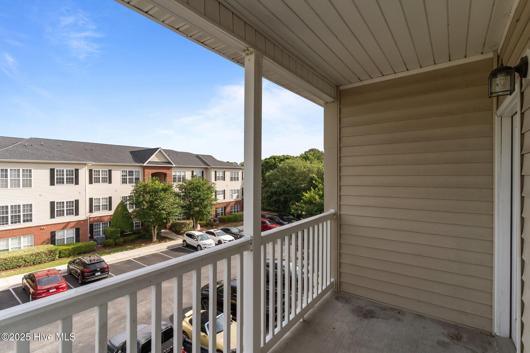 2813 Bloomfield Lane Unit 302
