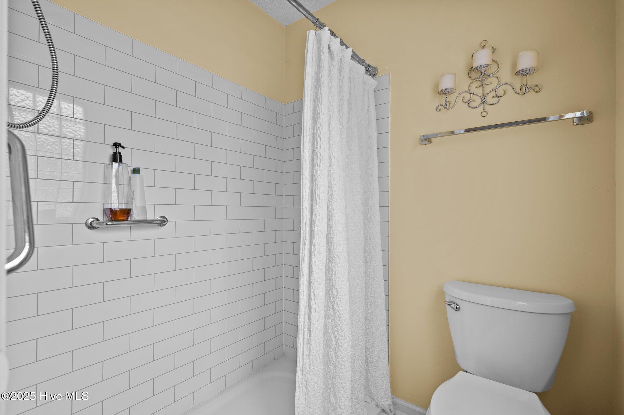 7100 Farrington Farms Drive