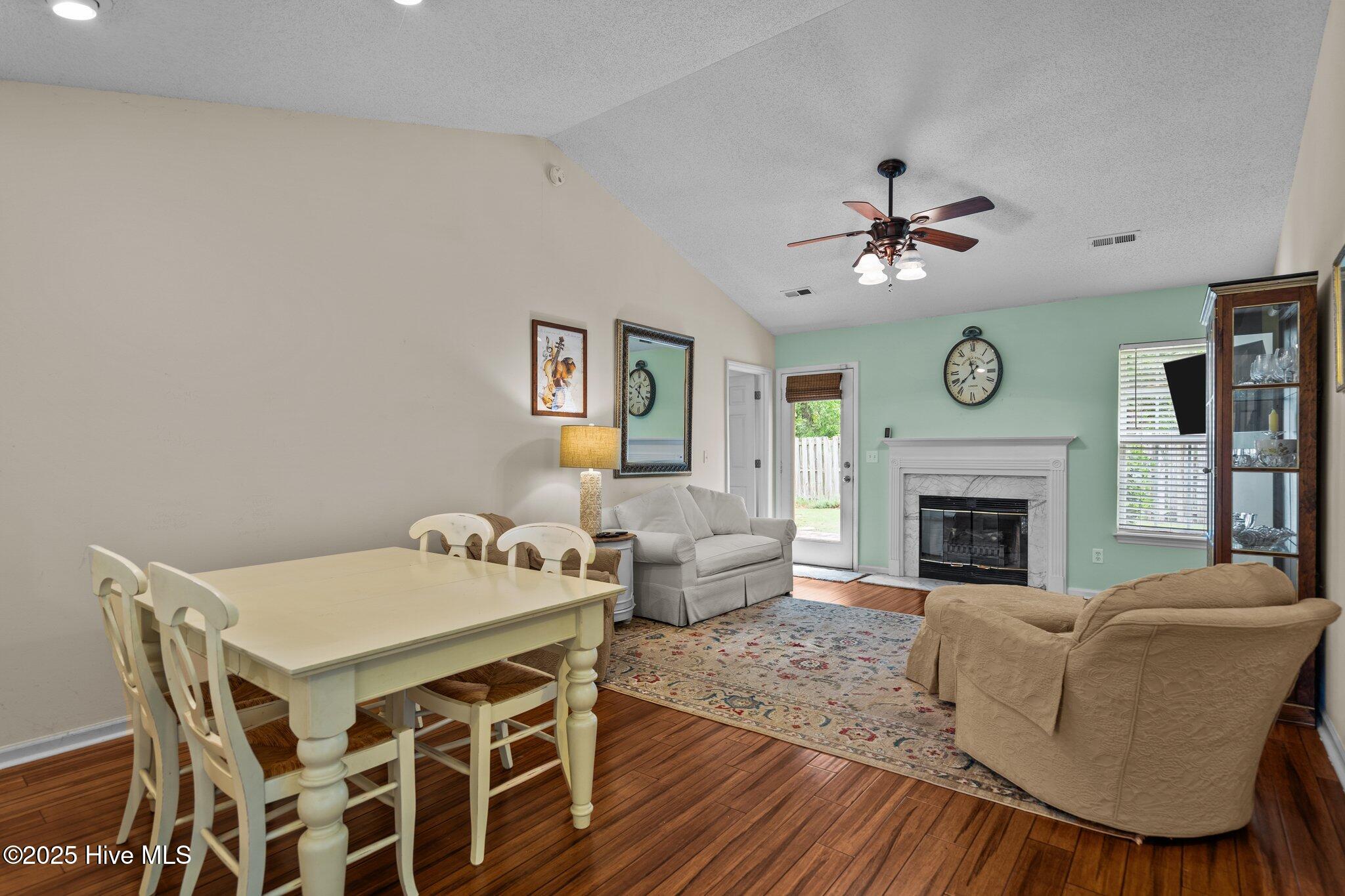 7100 Farrington Farms Drive