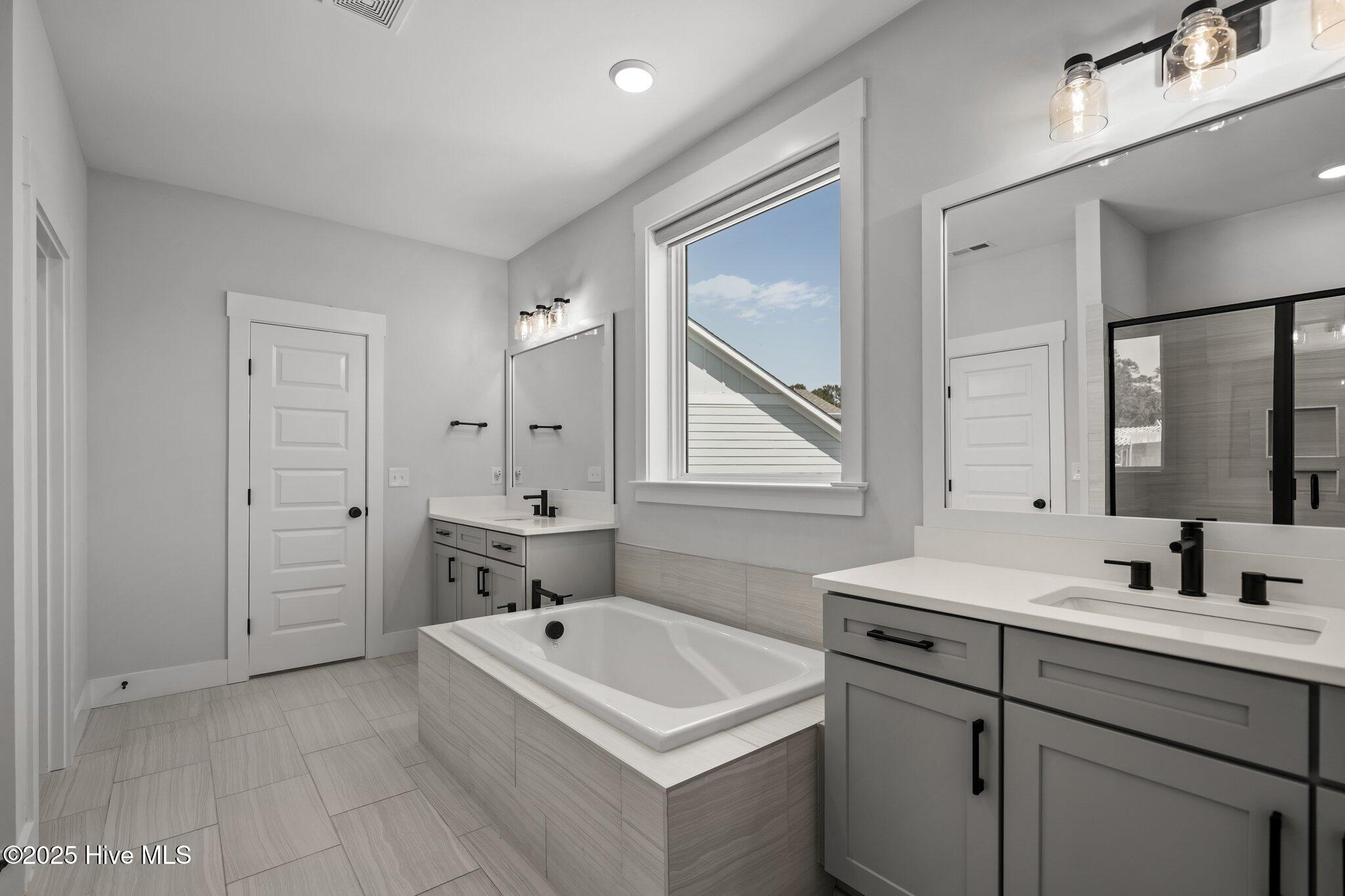 3625 Mason Port Drive